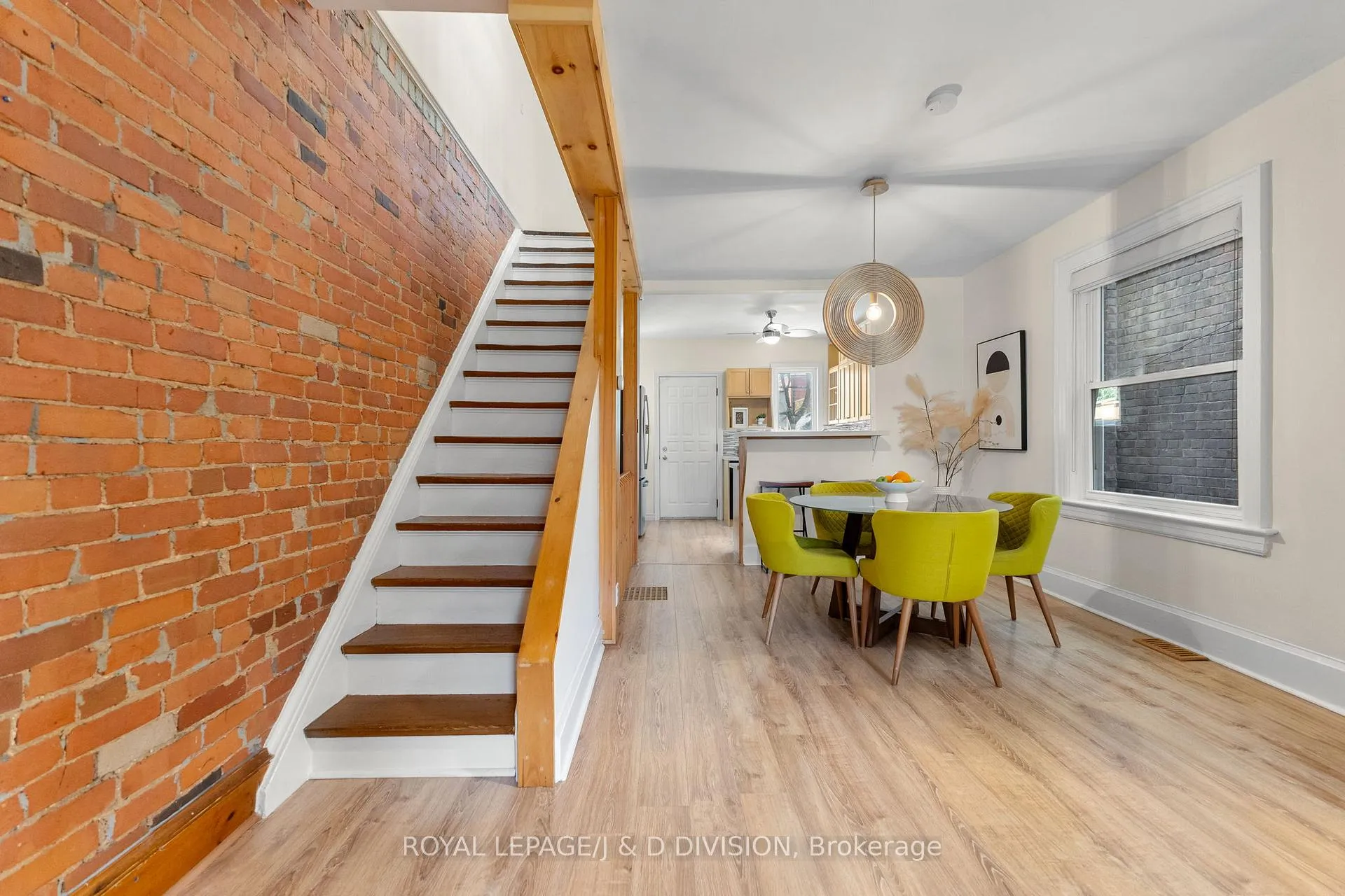 Photo 7 of 87 Kent Road, Toronto, Greenwood-Coxwell — HOMEH
