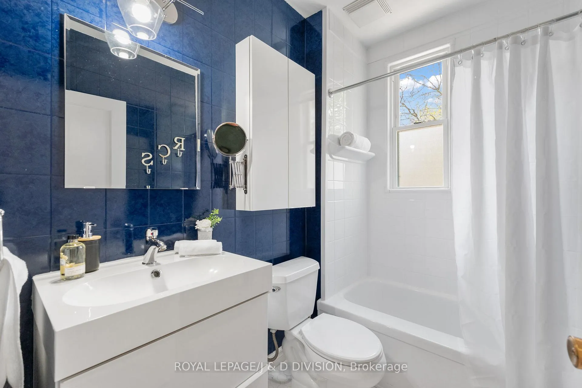 Photo 20 of 87 Kent Road, Toronto, Greenwood-Coxwell — HOMEH