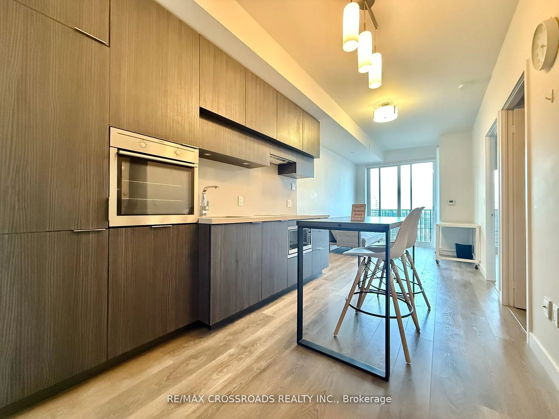 Photo 2 of Unit 3010, 8 Eglinton Avenue E, Toronto, Mount Pleasant West — HOMEH