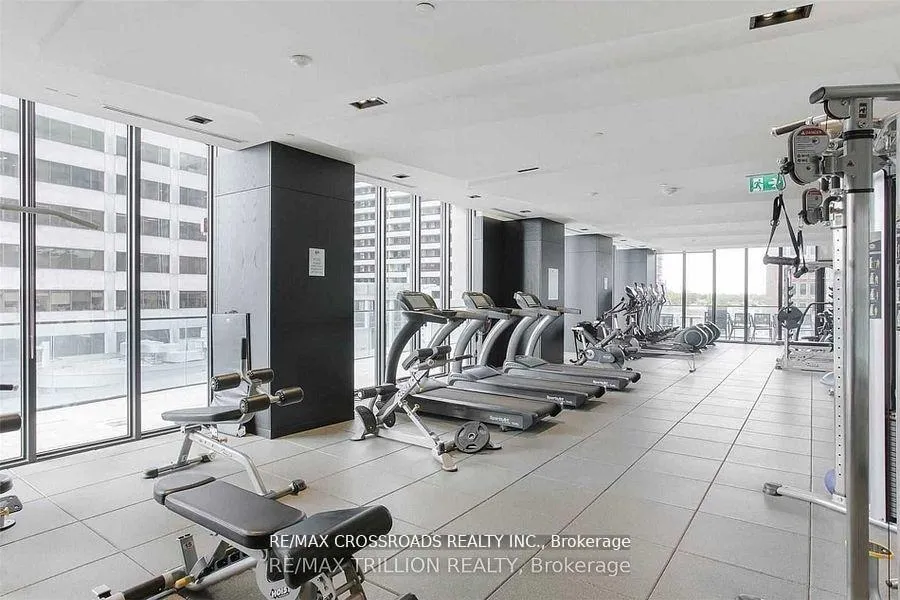 Photo 15 of Unit 3010, 8 Eglinton Avenue E, Toronto, Mount Pleasant West — HOMEH