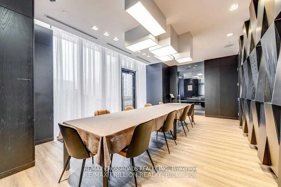Photo 18 of Unit 3010, 8 Eglinton Avenue E, Toronto, Mount Pleasant West — HOMEH