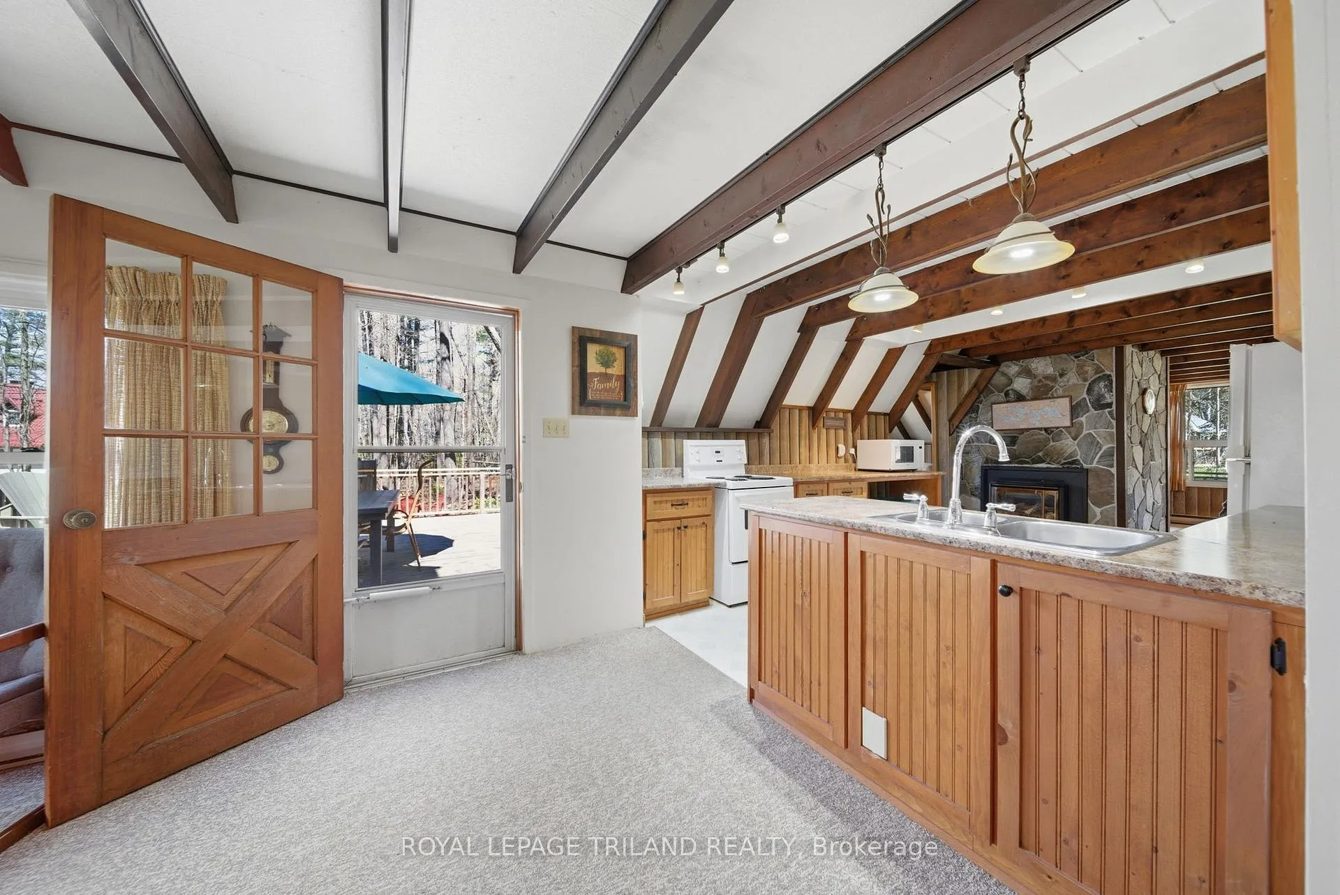 Photo 17 of 1003 Chippewa Lane, Gravenhurst, Muskoka (S) — HOMEH