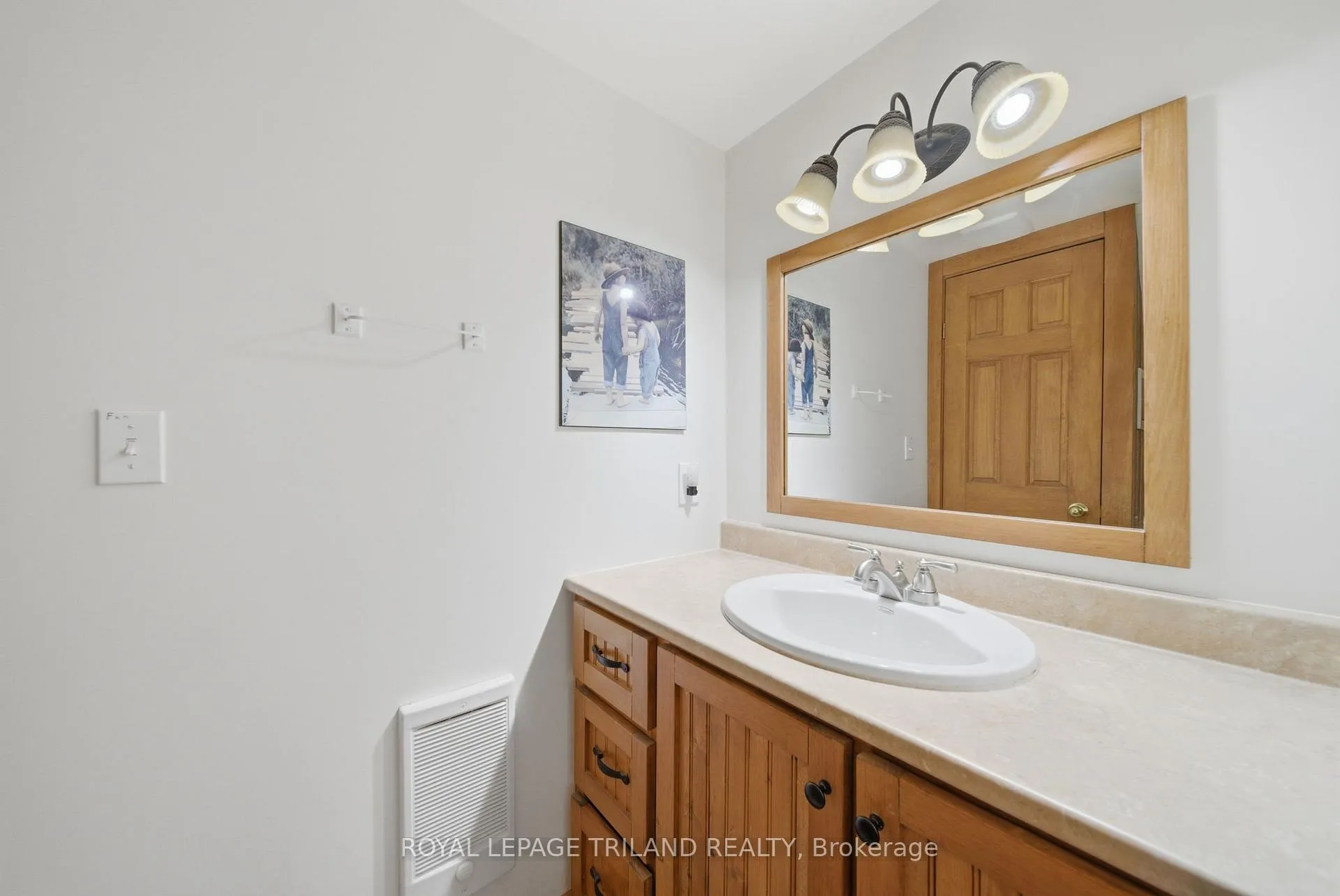 Photo 25 of 1003 Chippewa Lane, Gravenhurst, Muskoka (S) — HOMEH