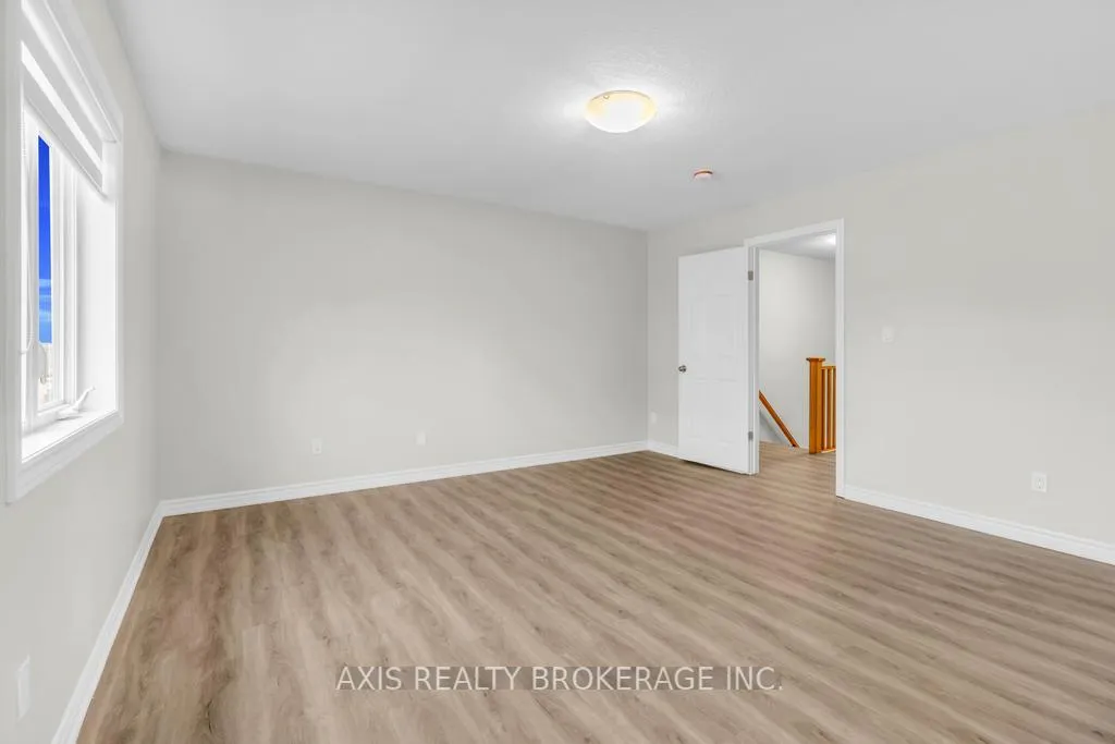 Photo 28 of 2978 Turner Crescent, London, South U — HOMEH