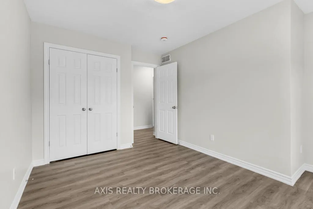 Photo 34 of 2978 Turner Crescent, London, South U — HOMEH