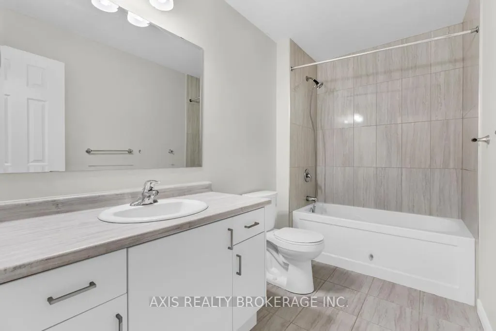Photo 35 of 2978 Turner Crescent, London, South U — HOMEH