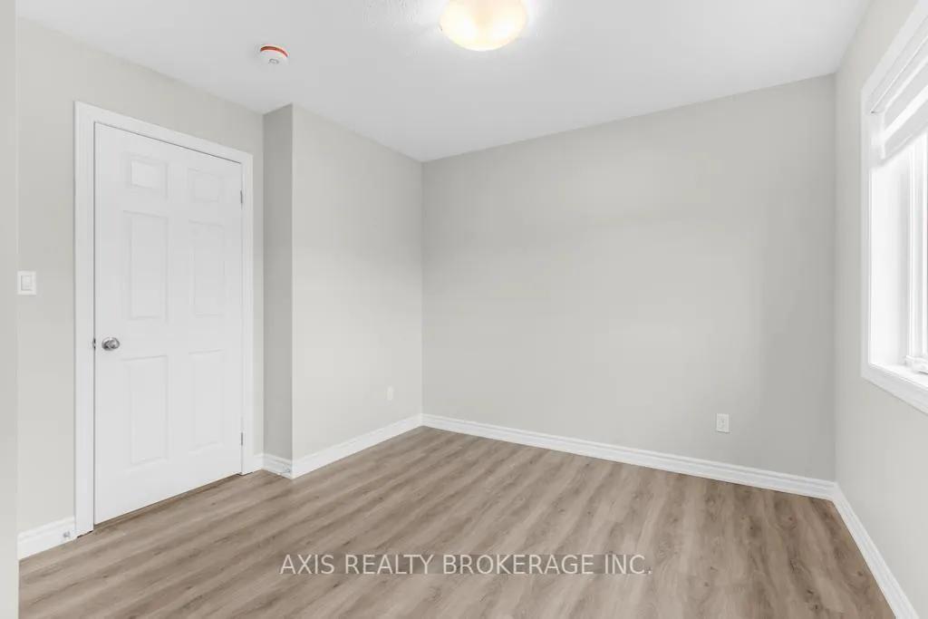 Photo 37 of 2978 Turner Crescent, London, South U — HOMEH