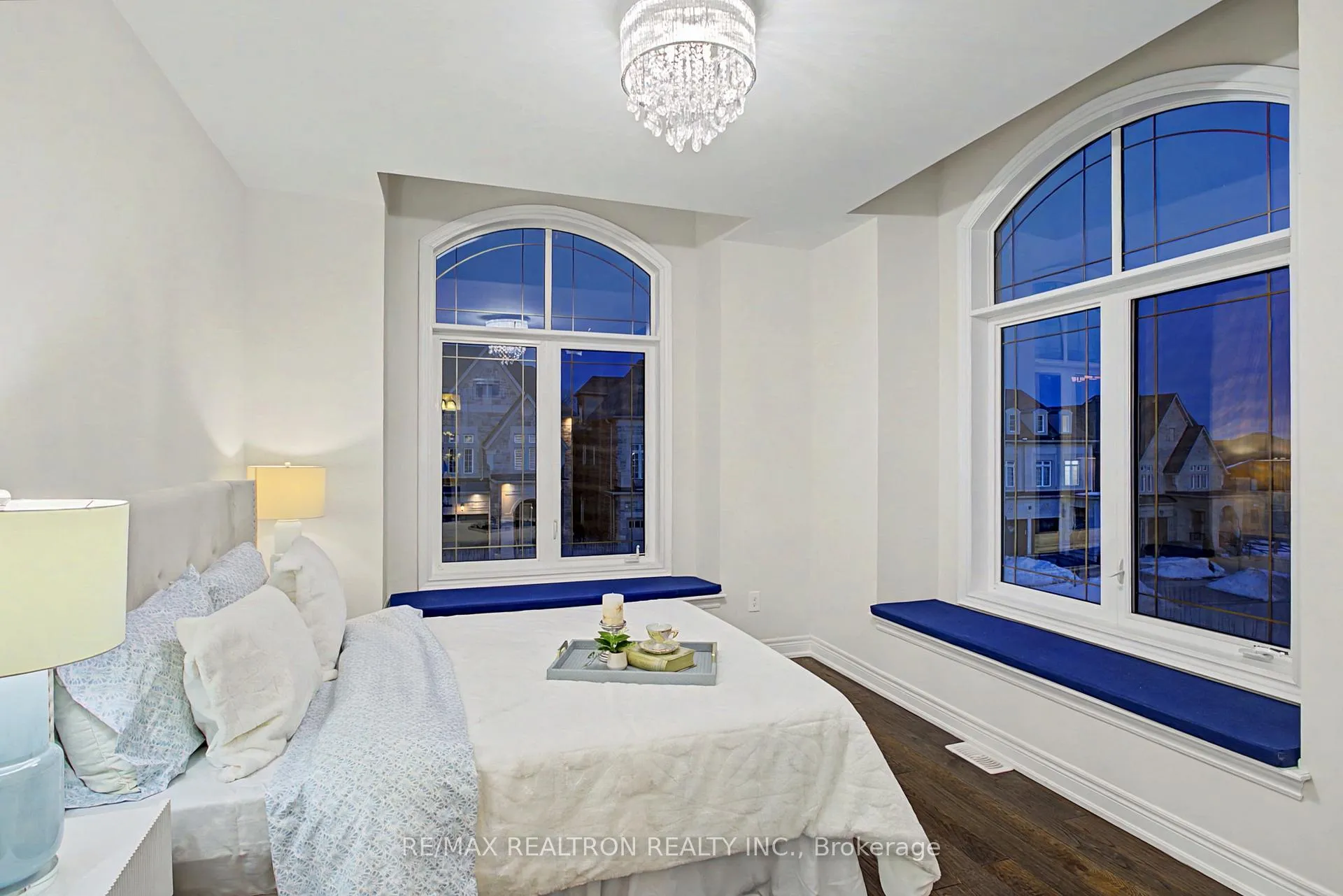 Photo 18 of 12 Hurst Avenue, Vaughan, Patterson — HOMEH