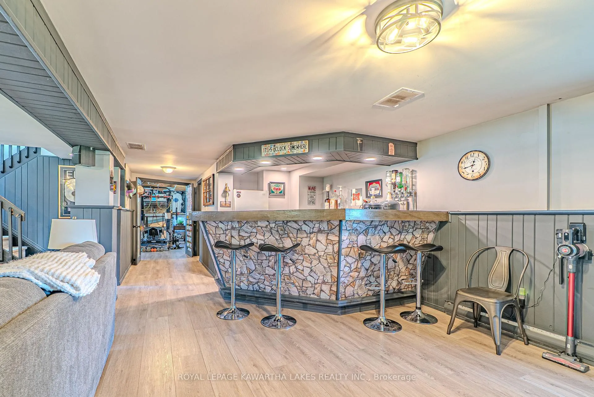 Photo 33 of 75 Prescott Road, Kawartha Lakes, Bobcaygeon — HOMEH
