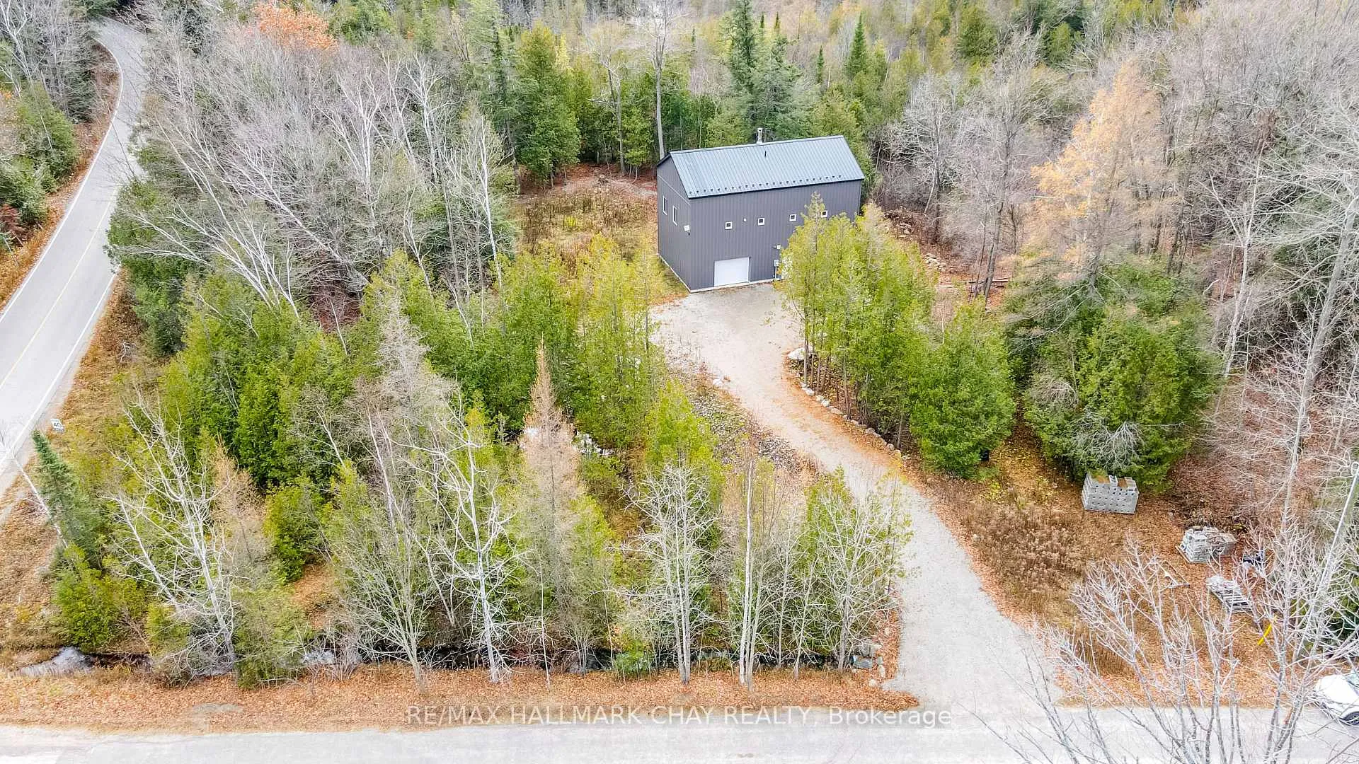 Photo 2 of 2576 Champlain Road, Tiny, Rural Tiny — HOMEH