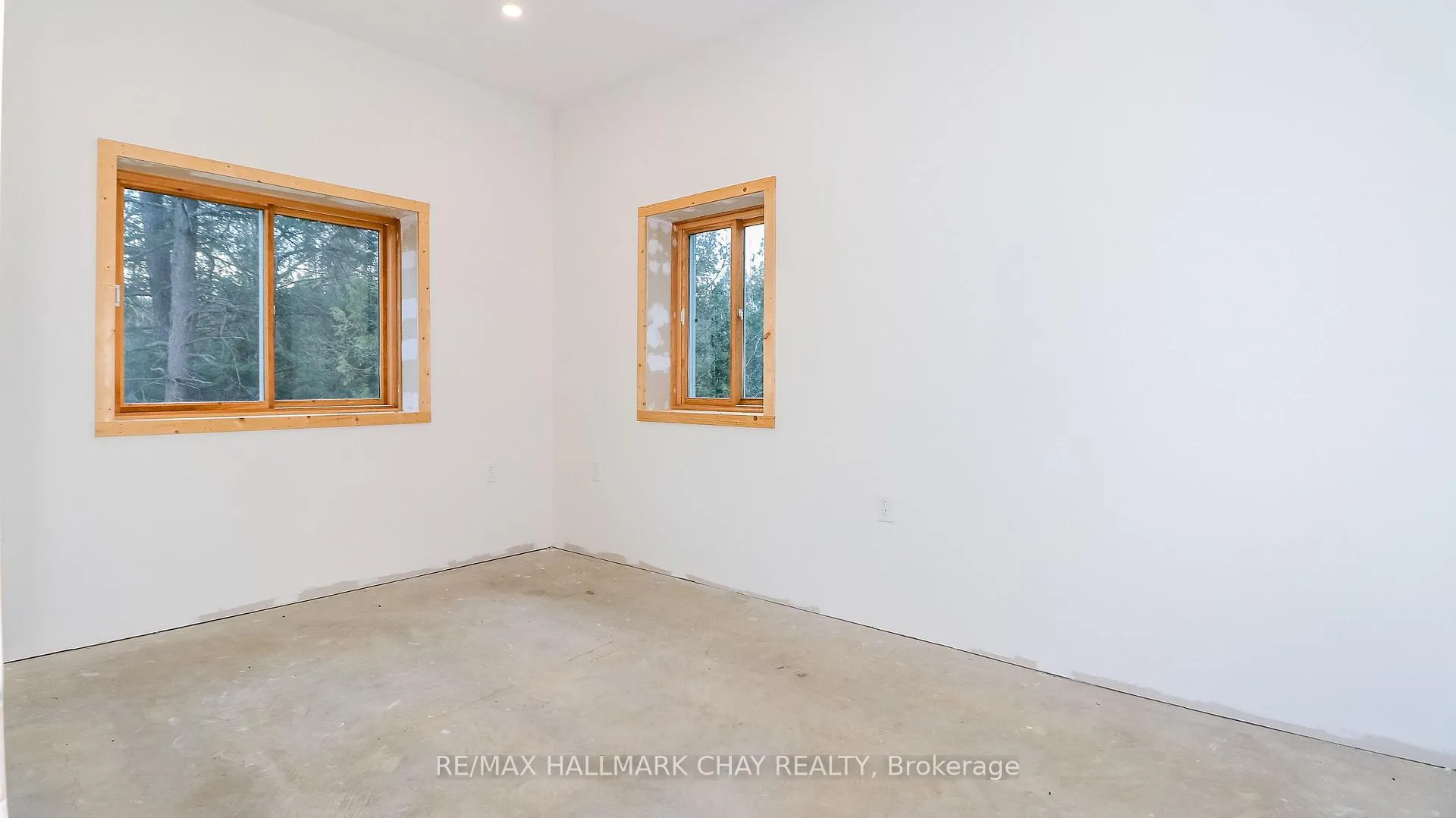 Photo 15 of 2576 Champlain Road, Tiny, Rural Tiny — HOMEH