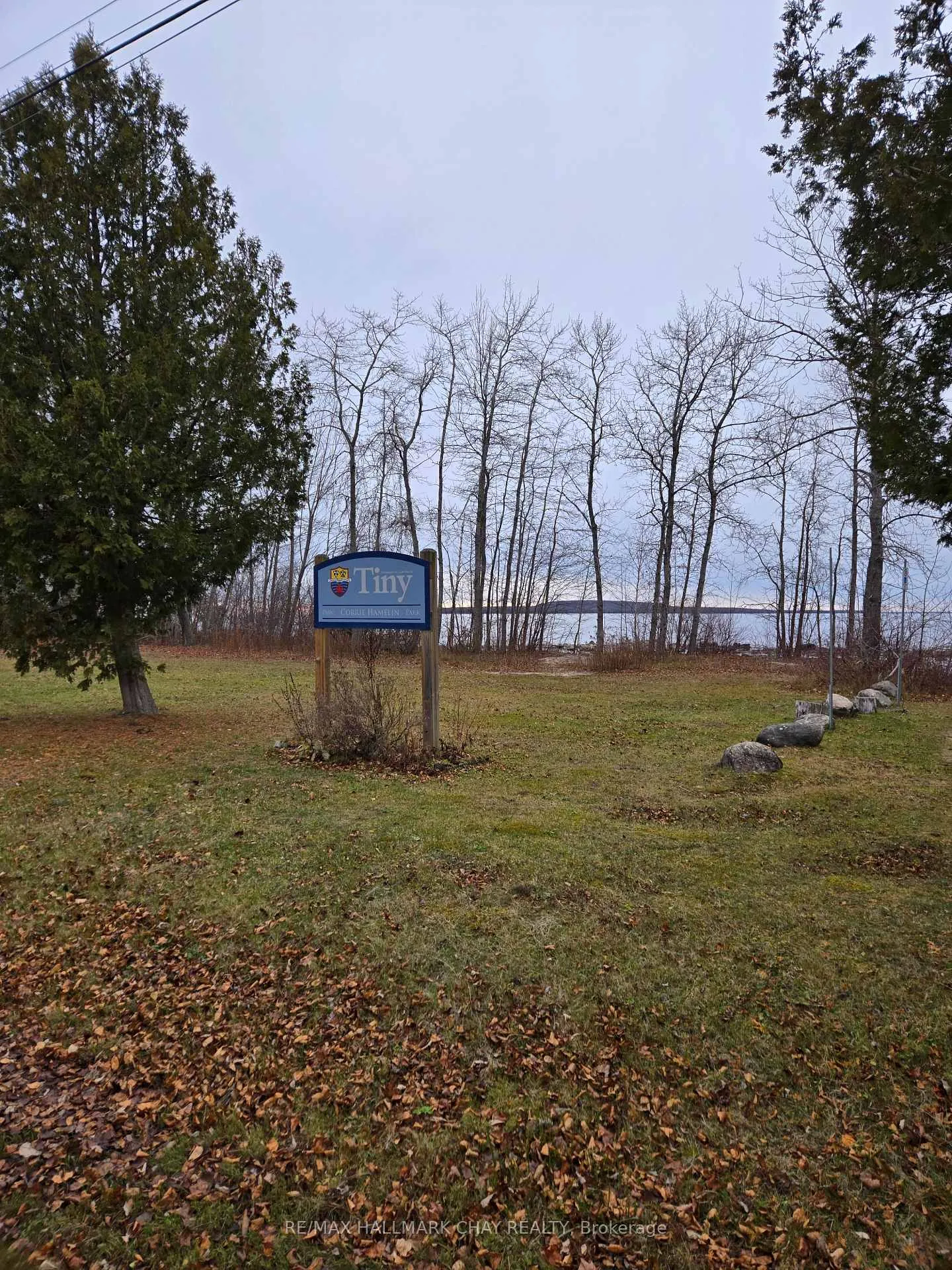 Photo 29 of 2576 Champlain Road, Tiny, Rural Tiny — HOMEH
