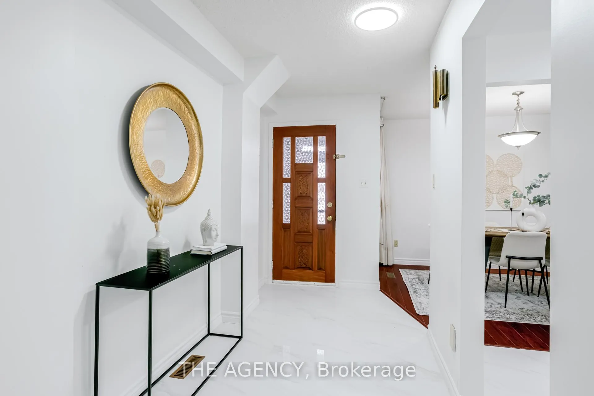 Photo 2 of 142 Greenbrae Circuit, Scarborough, Woburn — HOMEH