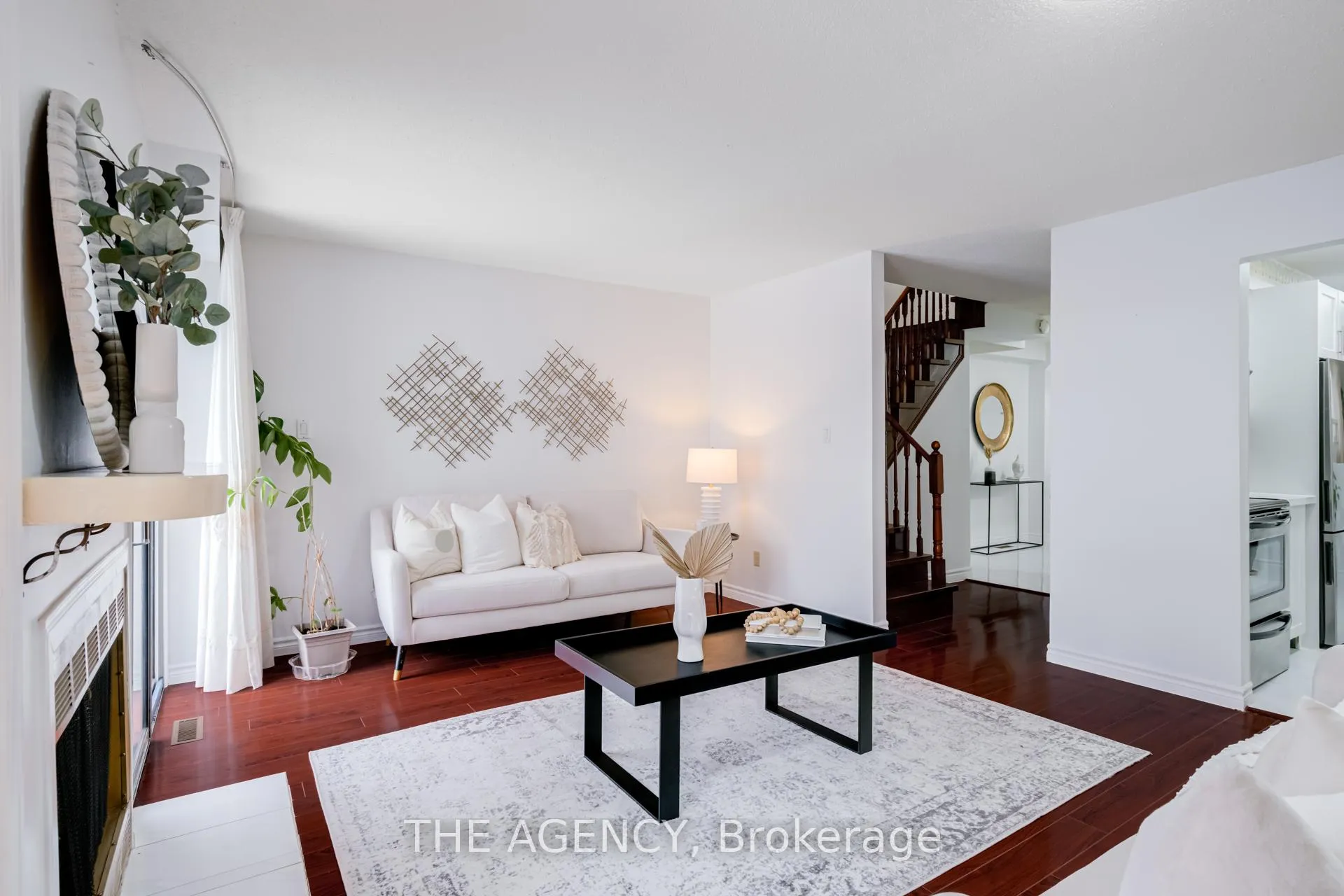 Photo 5 of 142 Greenbrae Circuit, Scarborough, Woburn — HOMEH