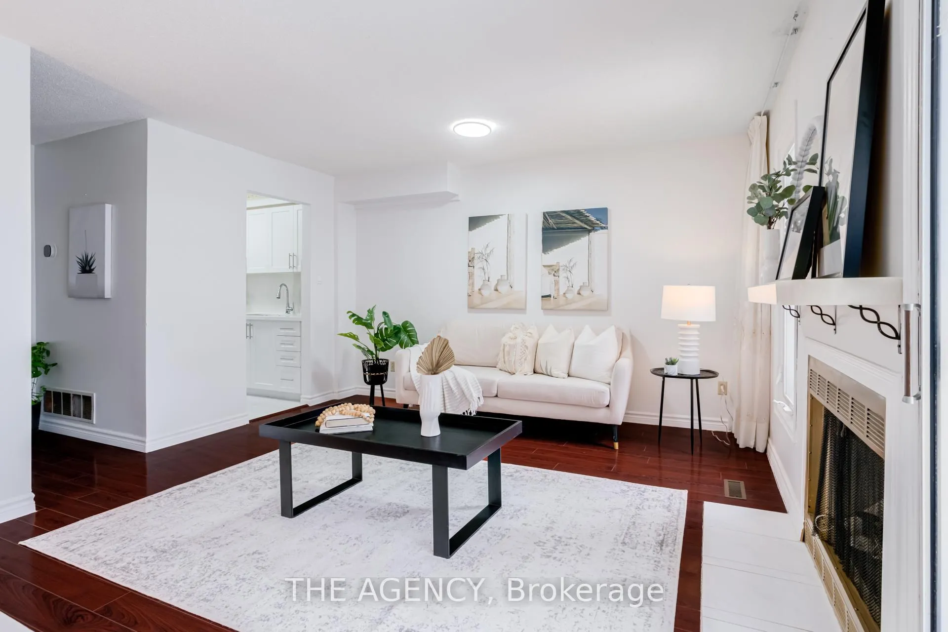 Photo 6 of 142 Greenbrae Circuit, Scarborough, Woburn — HOMEH
