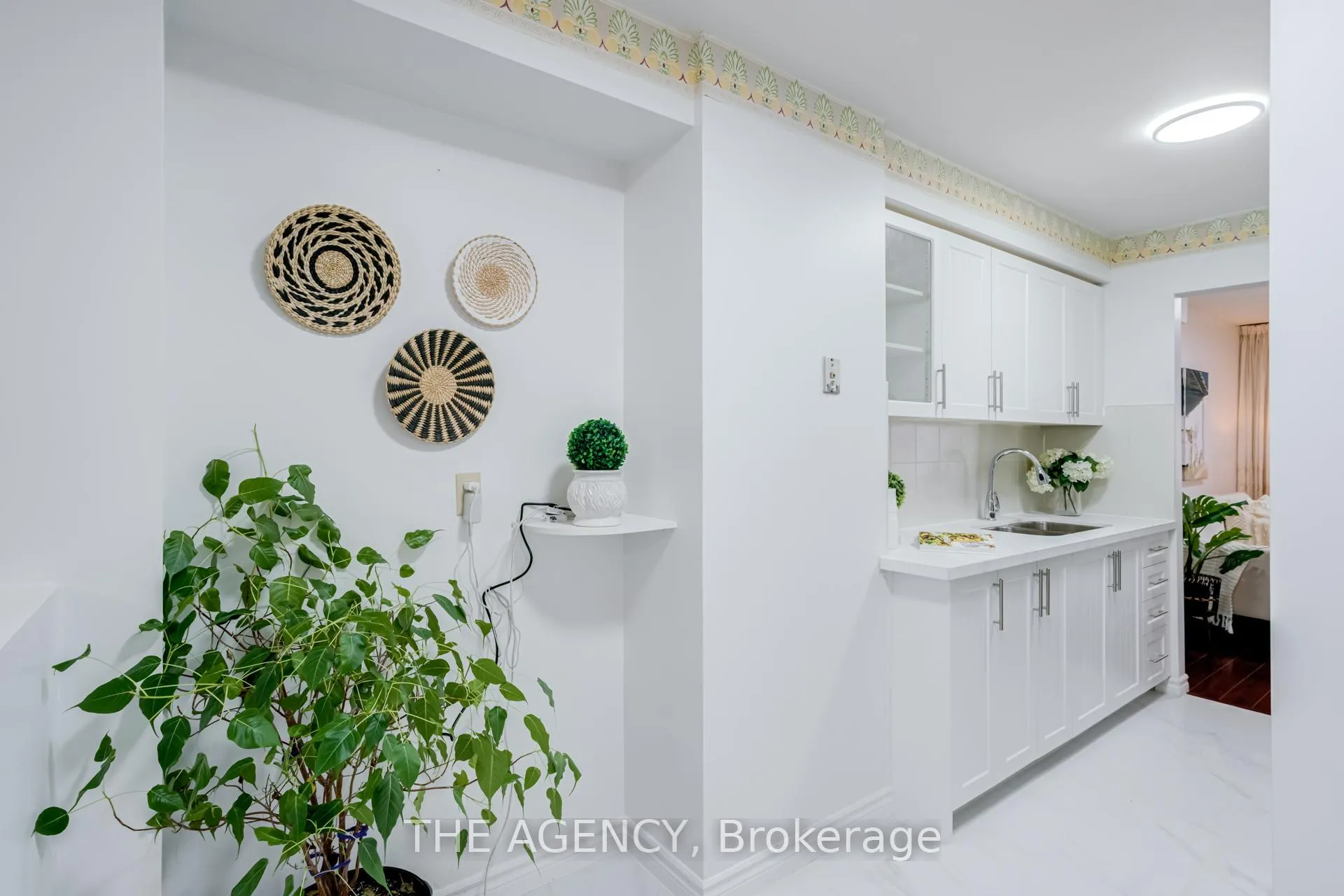 Photo 11 of 142 Greenbrae Circuit, Scarborough, Woburn — HOMEH