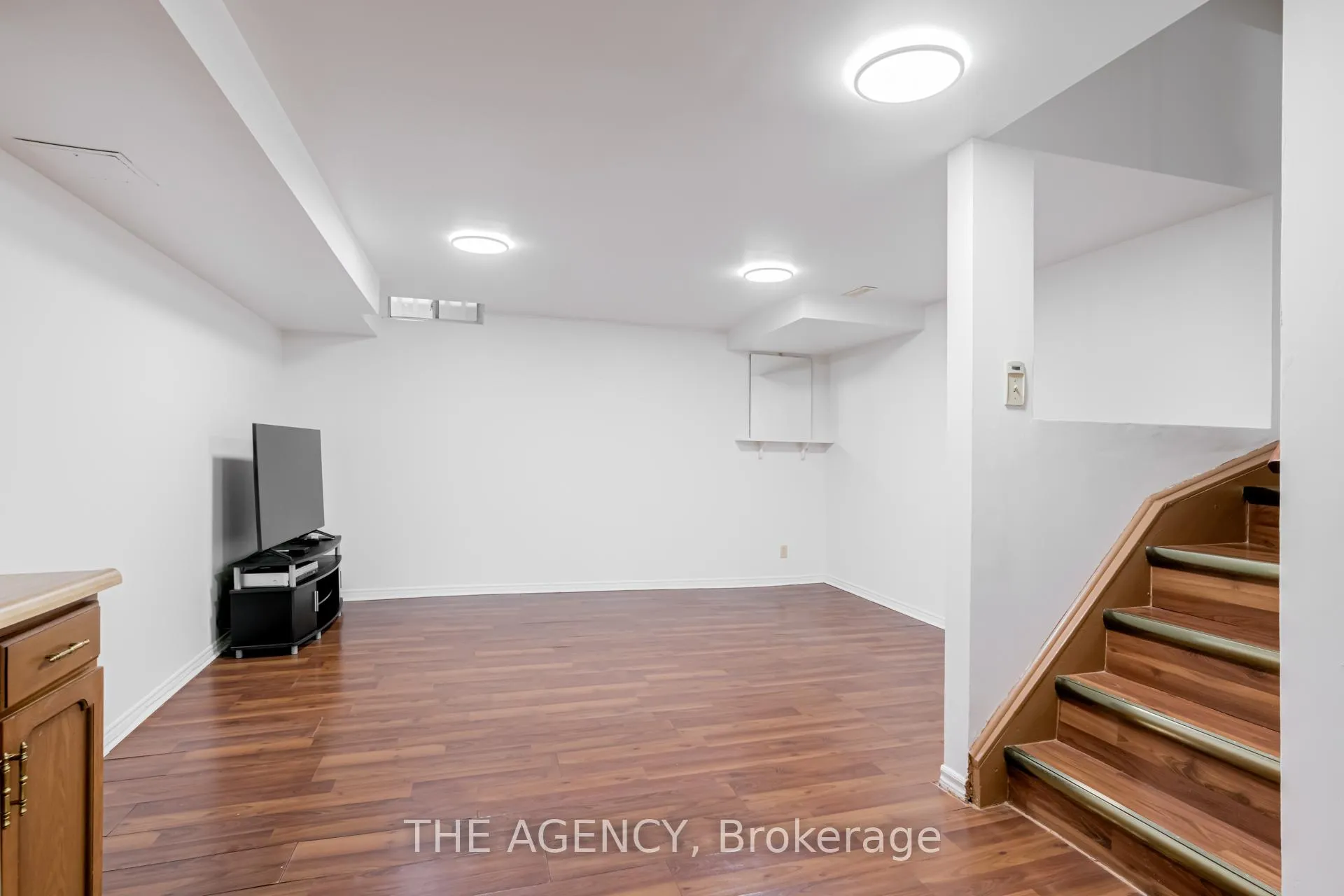 Photo 27 of 142 Greenbrae Circuit, Scarborough, Woburn — HOMEH