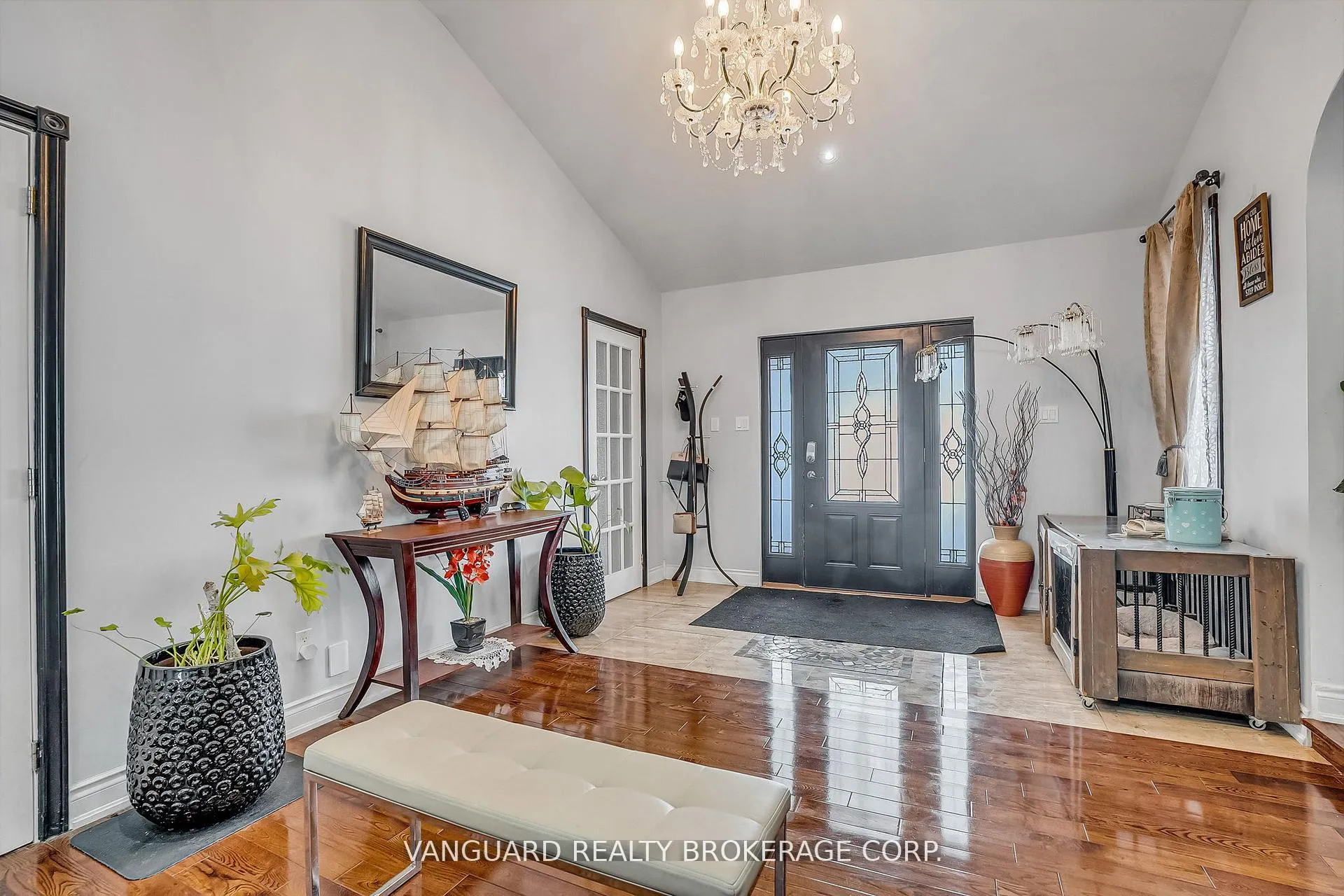 Photo 4 of 8070 Hornby Road, Halton Hills, Rural Halton Hills — HOMEH