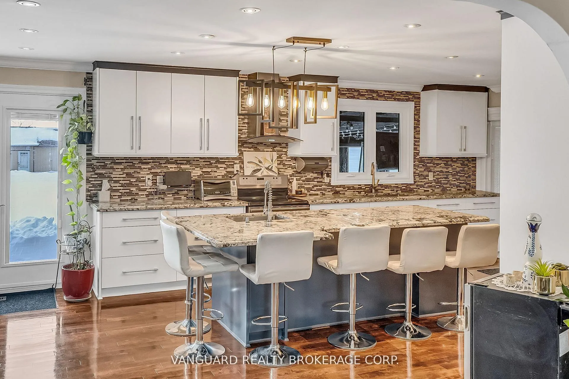 Photo 13 of 8070 Hornby Road, Halton Hills, Rural Halton Hills — HOMEH