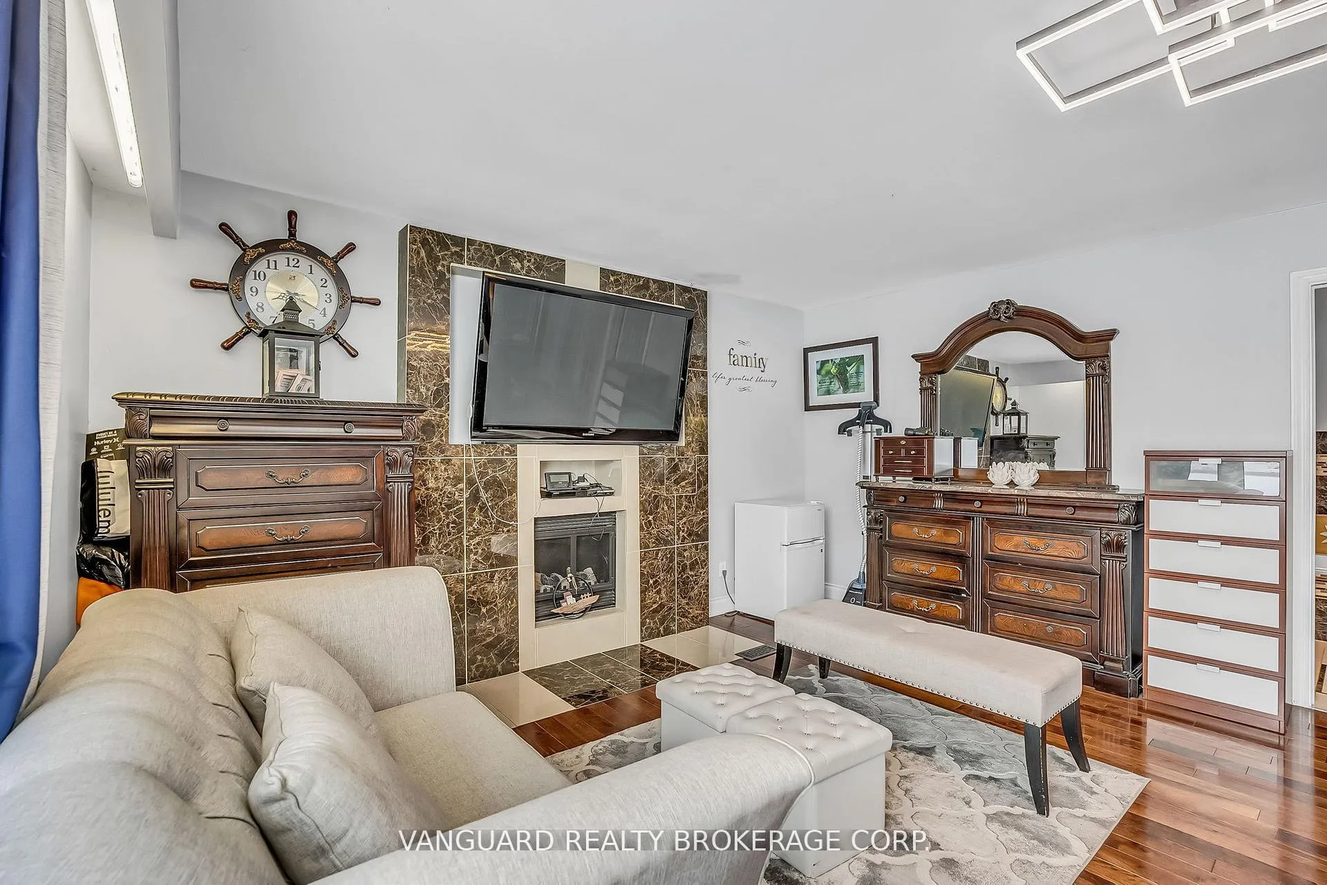 Photo 22 of 8070 Hornby Road, Halton Hills, Rural Halton Hills — HOMEH