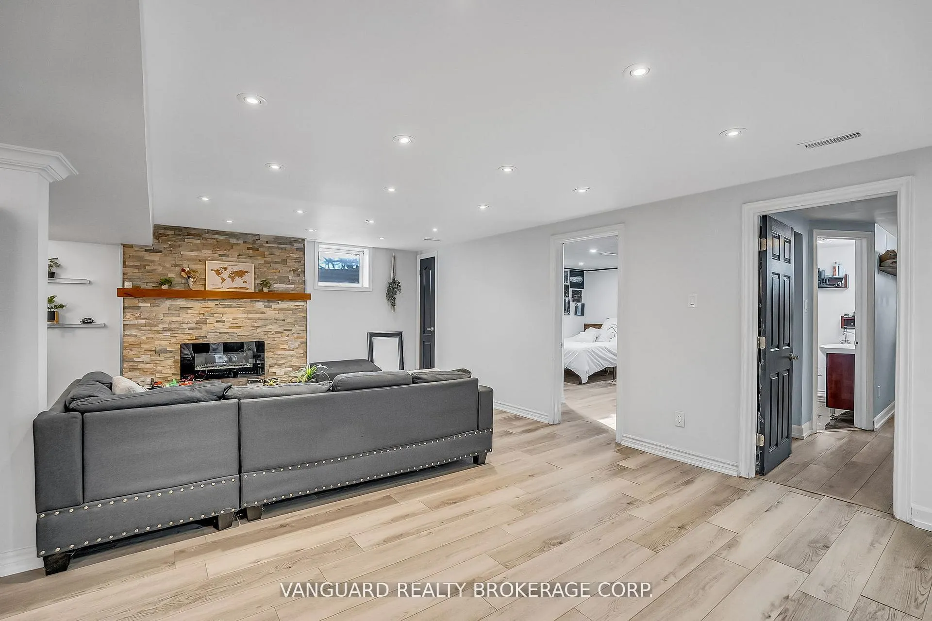 Photo 30 of 8070 Hornby Road, Halton Hills, Rural Halton Hills — HOMEH