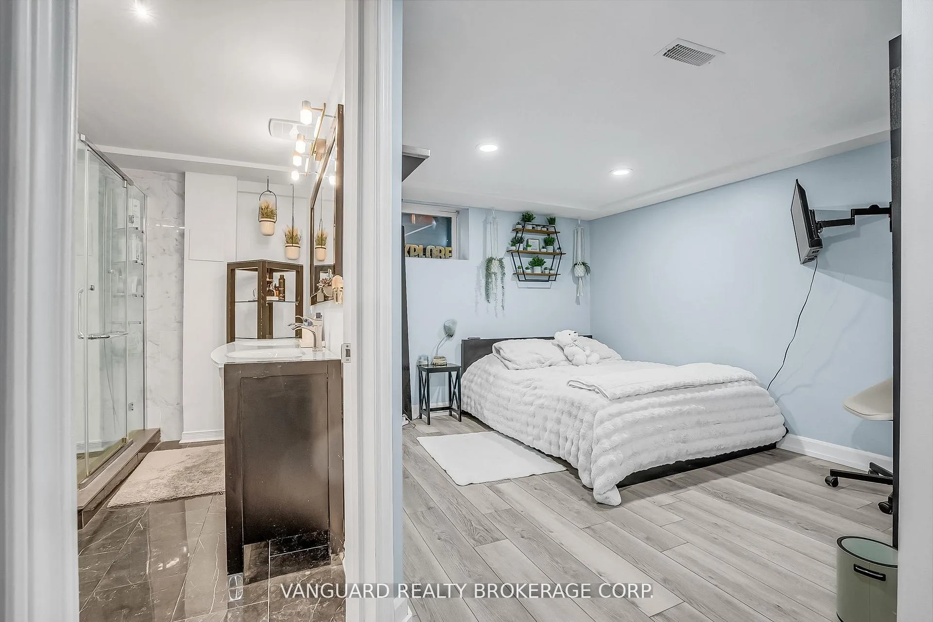 Photo 33 of 8070 Hornby Road, Halton Hills, Rural Halton Hills — HOMEH