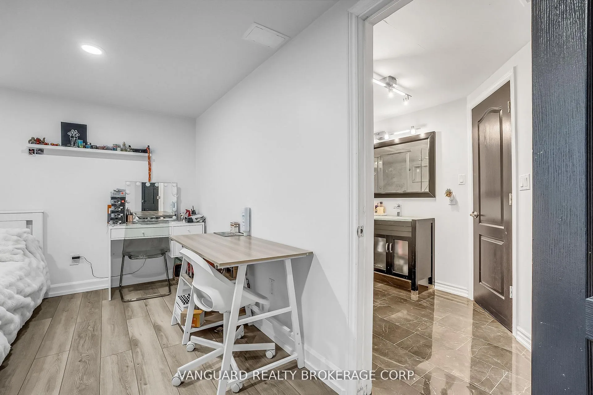 Photo 35 of 8070 Hornby Road, Halton Hills, Rural Halton Hills — HOMEH
