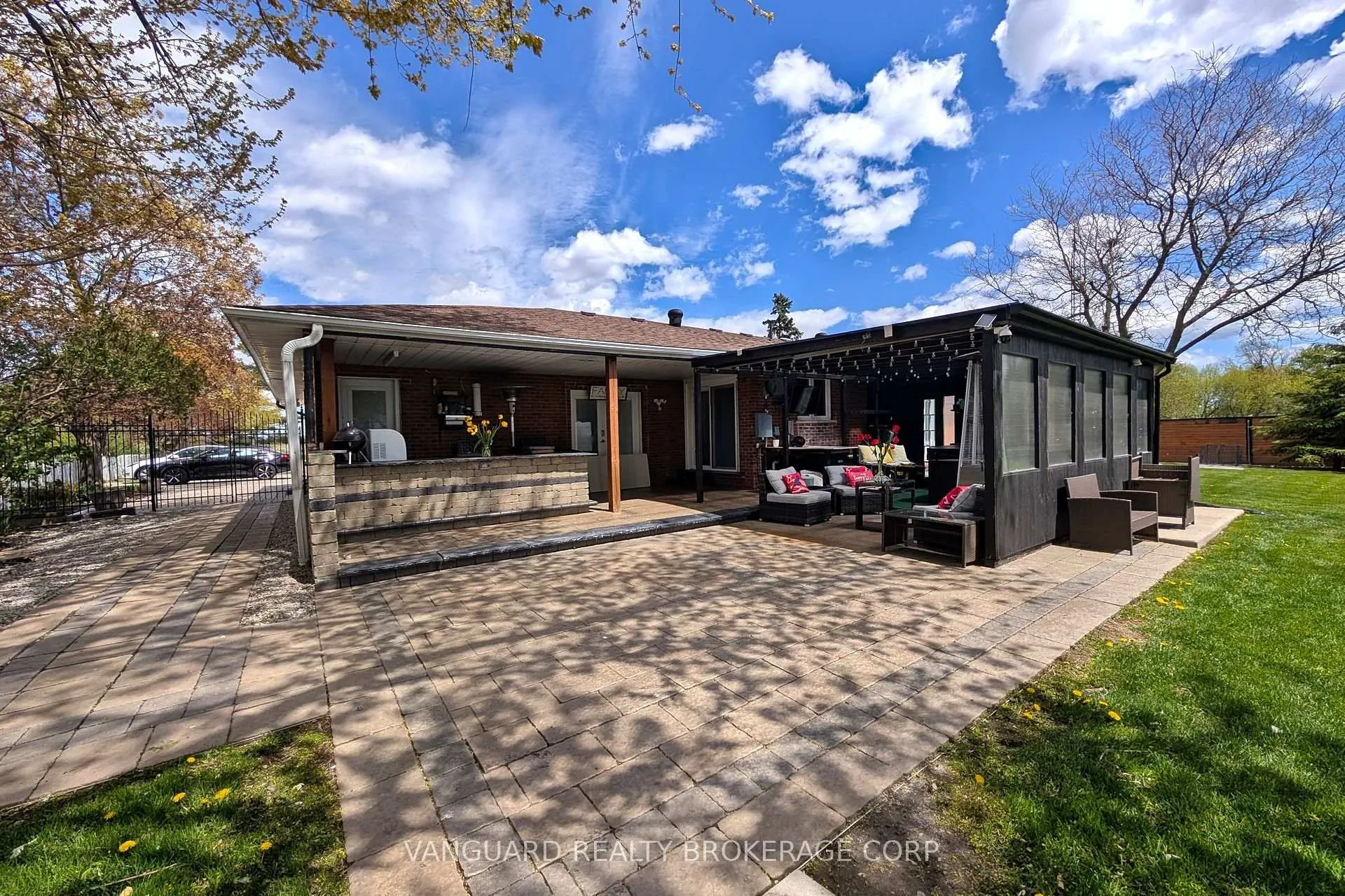 Photo 43 of 8070 Hornby Road, Halton Hills, Rural Halton Hills — HOMEH