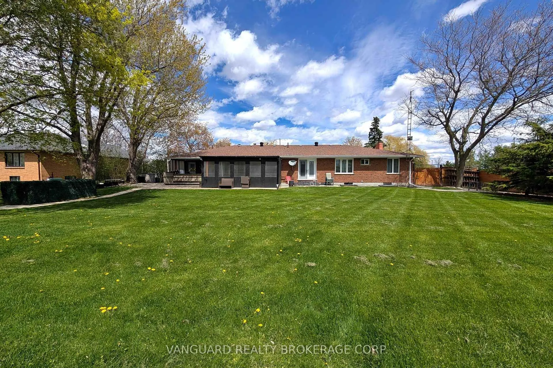 Photo 44 of 8070 Hornby Road, Halton Hills, Rural Halton Hills — HOMEH