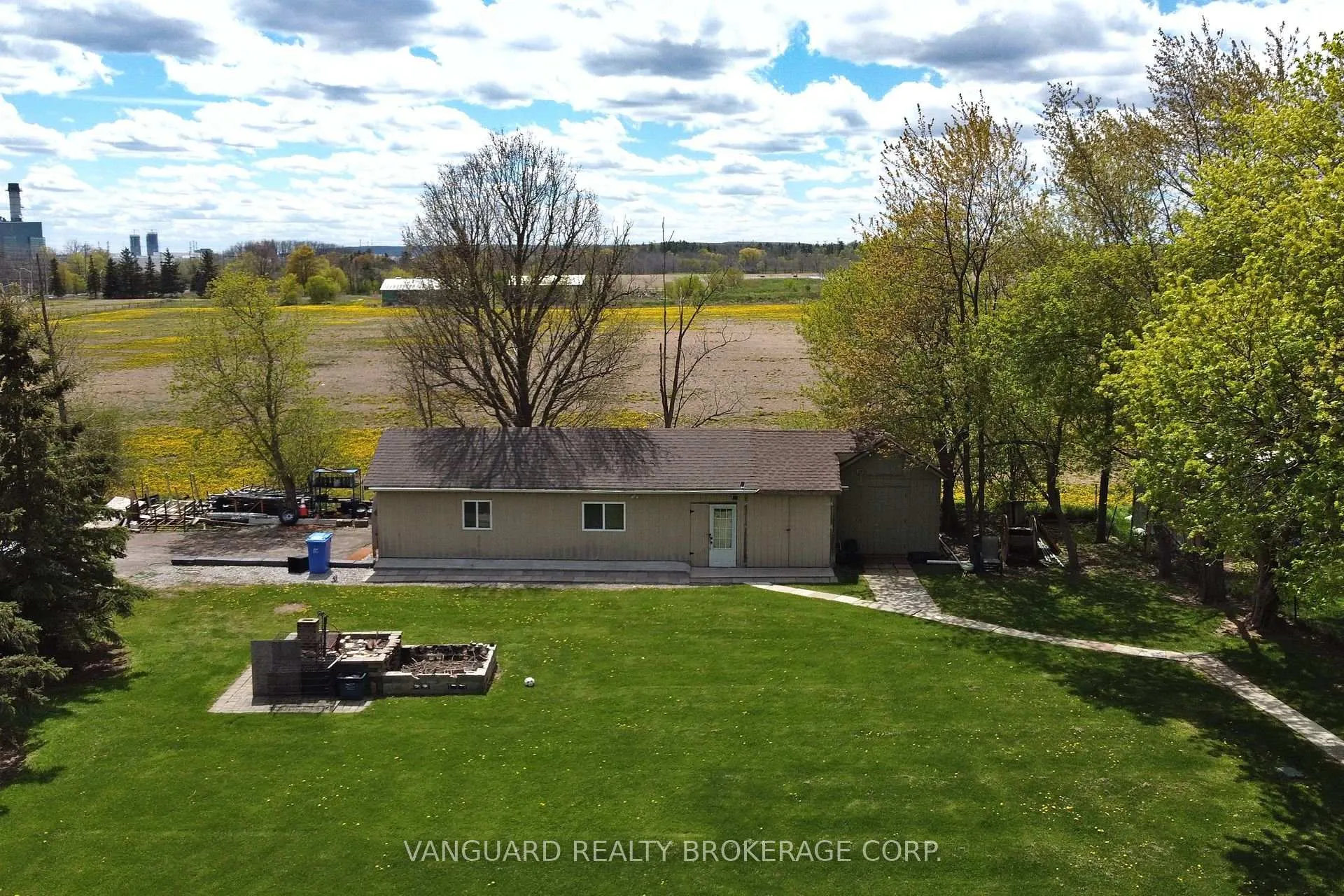 Photo 47 of 8070 Hornby Road, Halton Hills, Rural Halton Hills — HOMEH