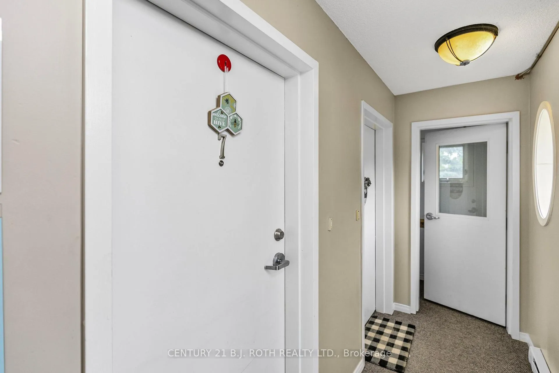 Photo 4 of Unit 7, 13 Cheltenham Road, Barrie, Georgian Drive — HOMEH