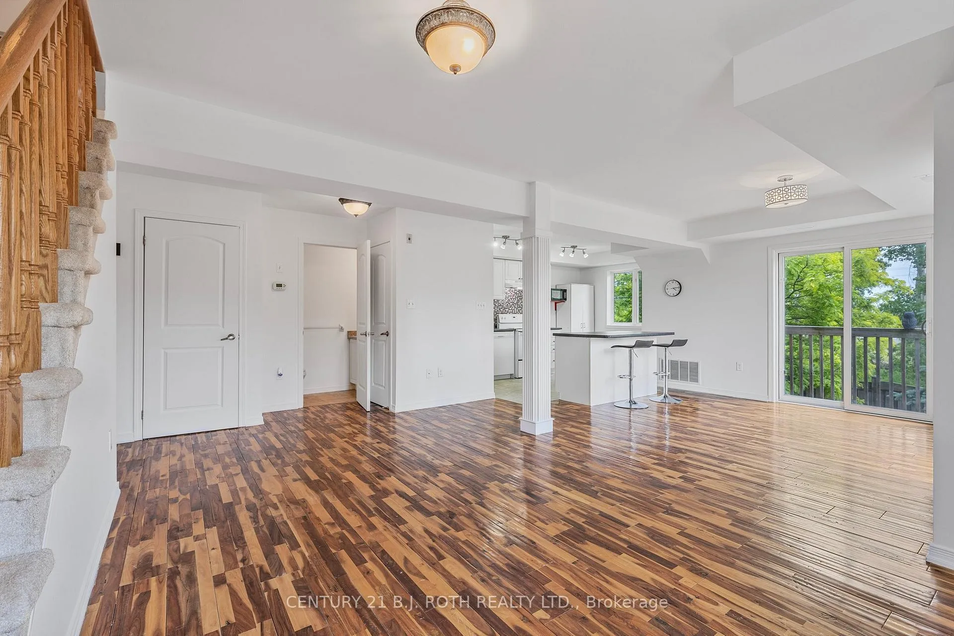 Photo 8 of Unit 7, 13 Cheltenham Road, Barrie, Georgian Drive — HOMEH