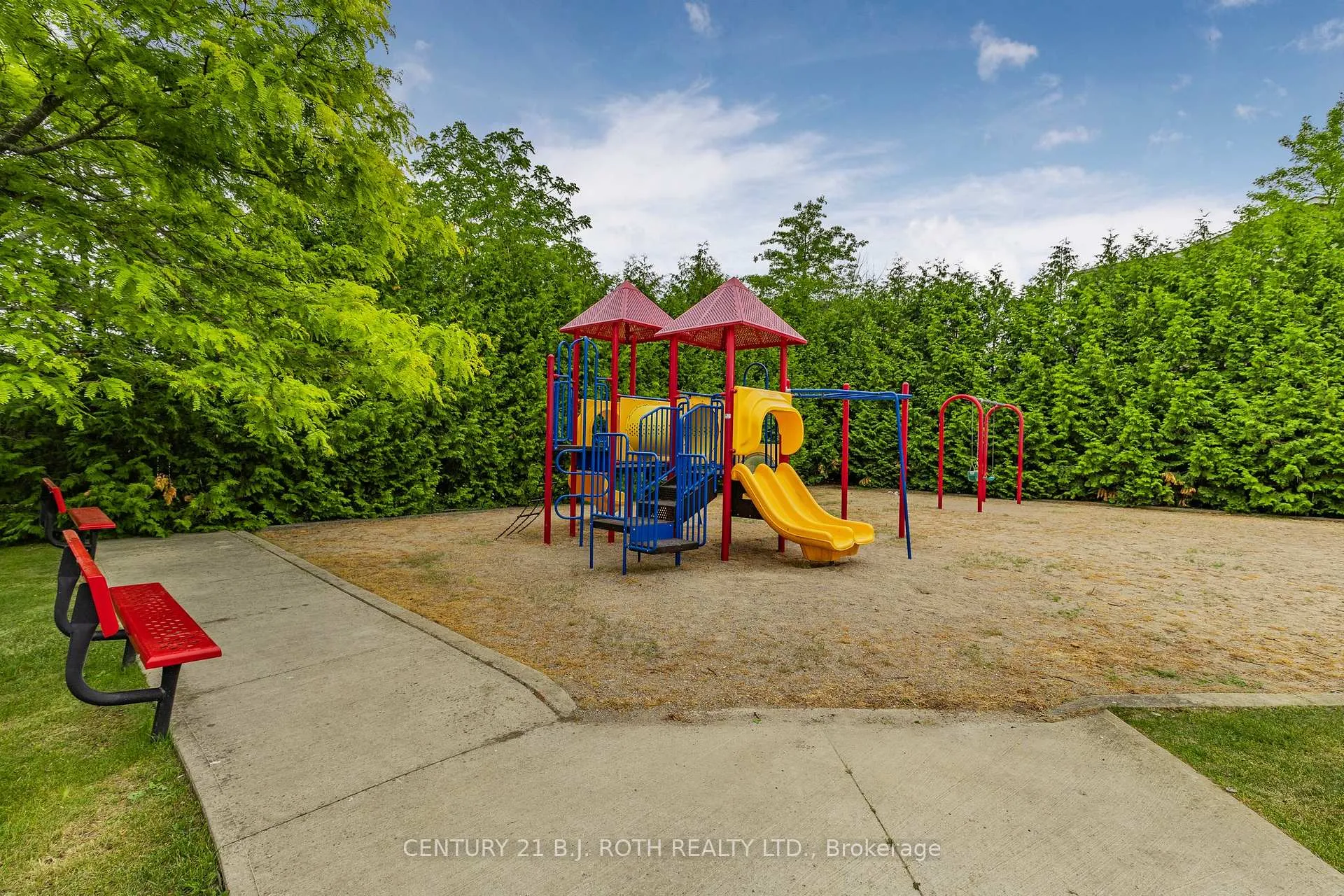 Photo 20 of Unit 7, 13 Cheltenham Road, Barrie, Georgian Drive — HOMEH