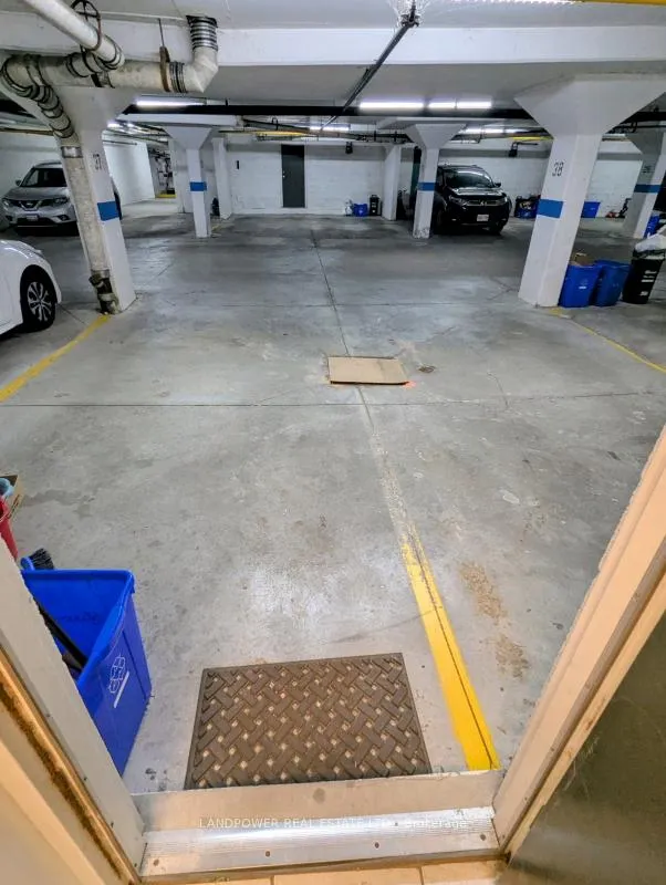 Photo 21 of Unit 22, 10 Cox Boulevard, Markham, Unionville — HOMEH