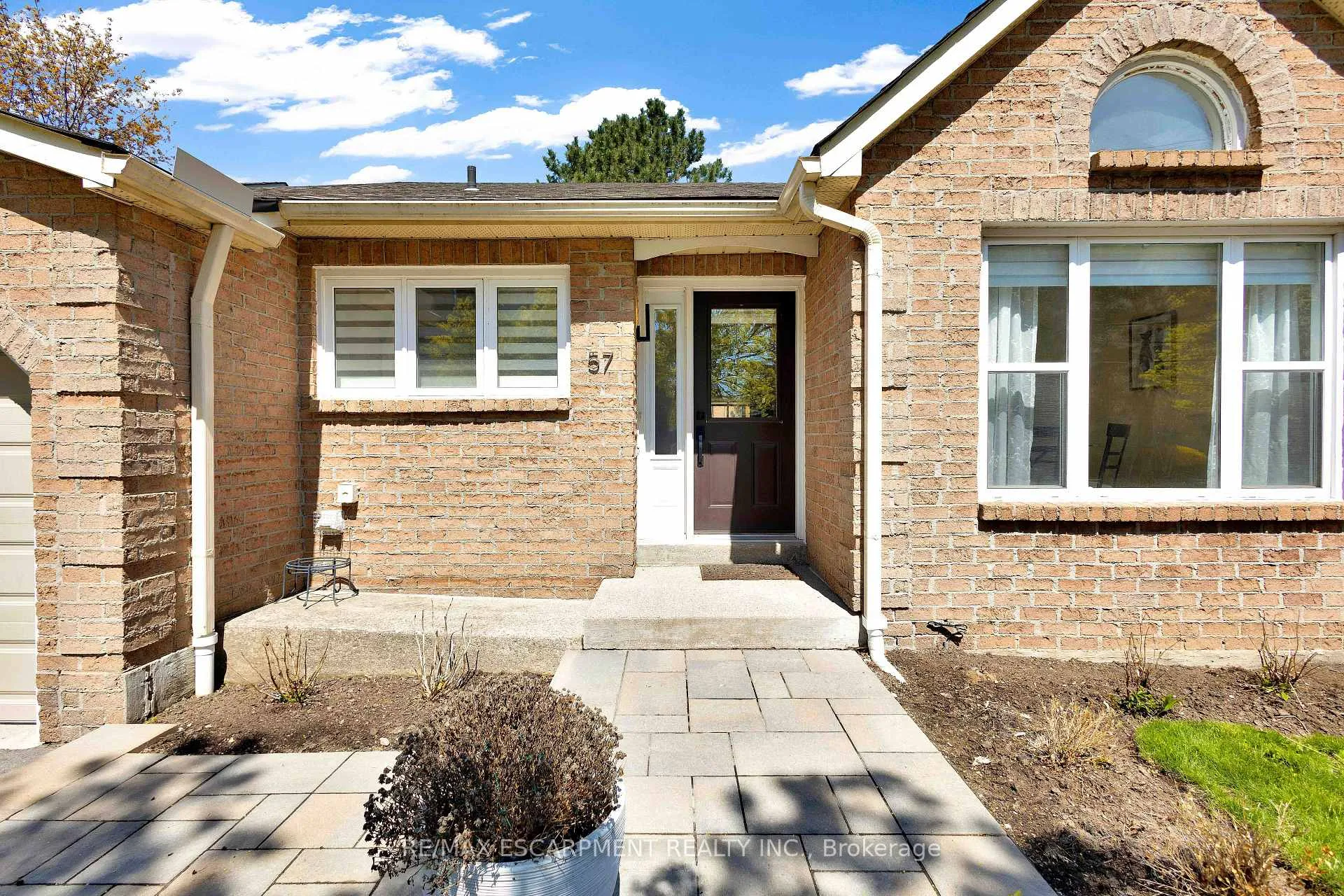 Photo 4 of Unit 57, 5255 Lakeshore Road, Burlington, Appleby — HOMEH