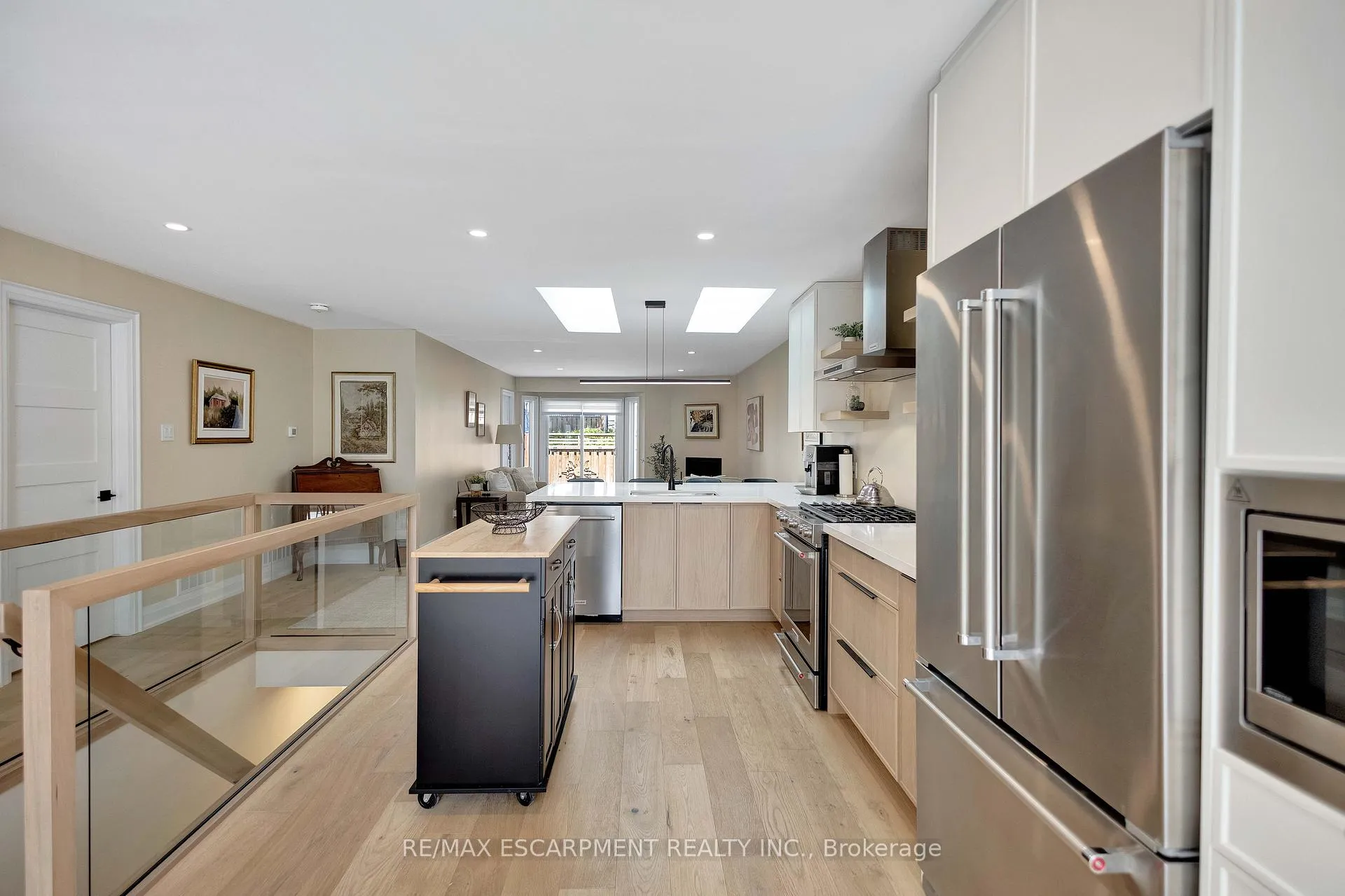 Photo 9 of Unit 57, 5255 Lakeshore Road, Burlington, Appleby — HOMEH