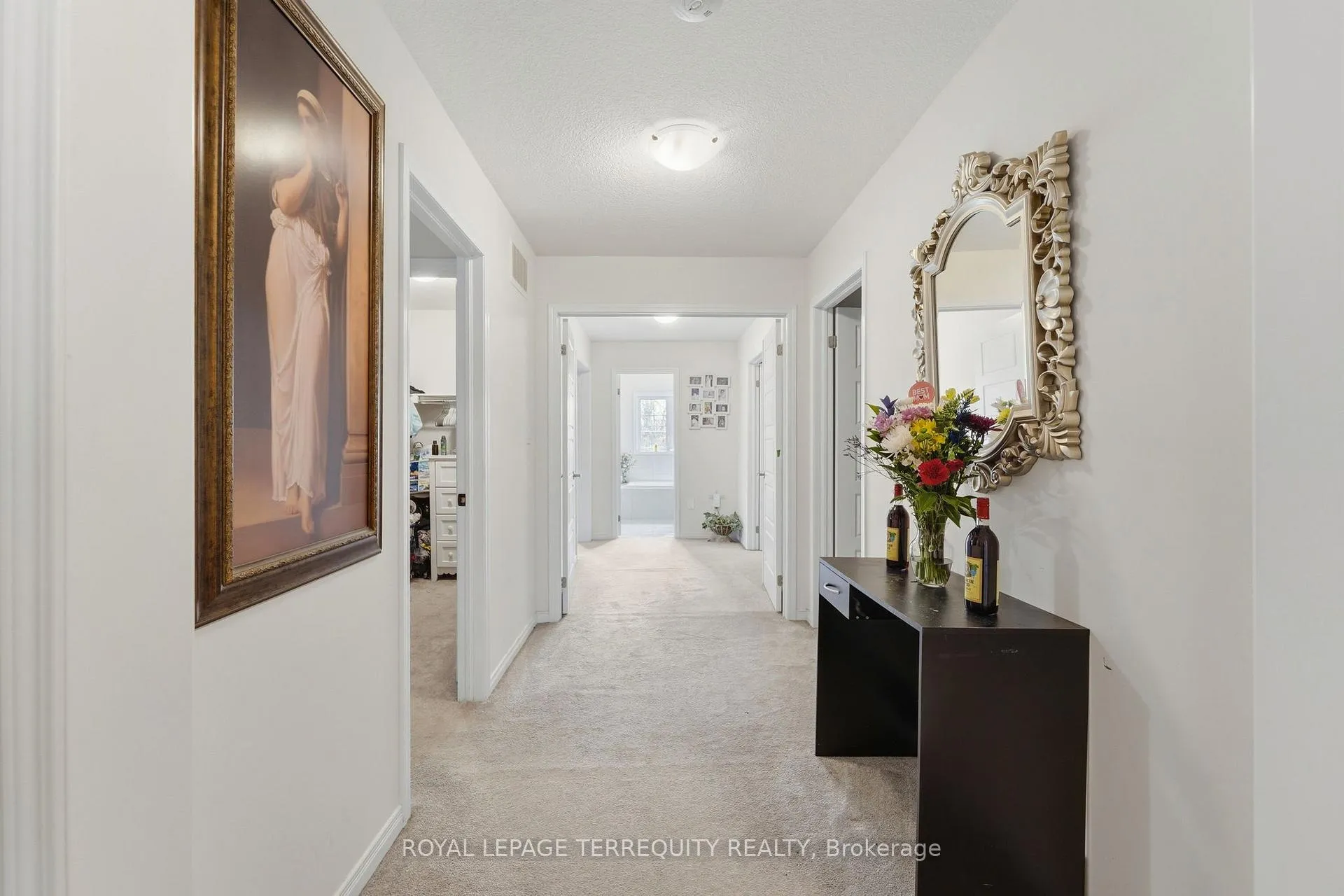 Photo 10 of 65 Cactus Crescent, Hamilton, Stoney Creek Mountain — HOMEH