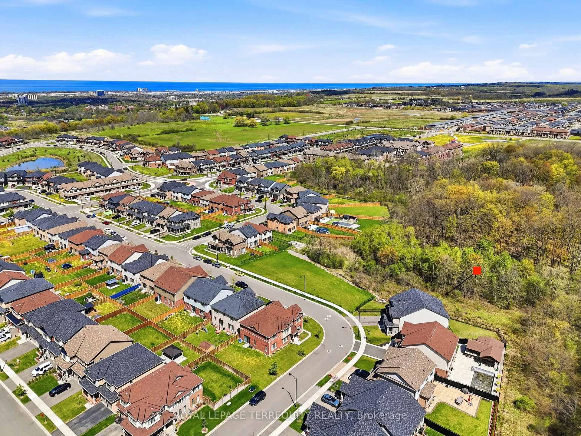 Photo 25 of 65 Cactus Crescent, Hamilton, Stoney Creek Mountain — HOMEH