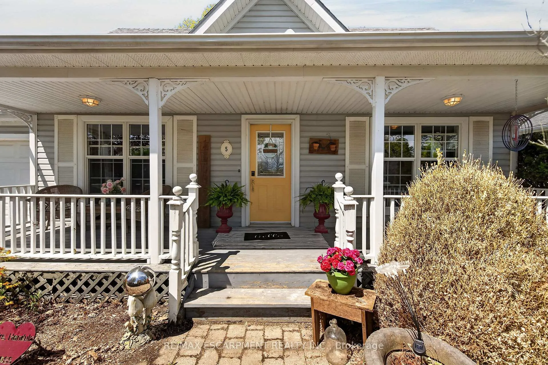 Photo 4 of 5 Denby Road, Norfolk, Port Dover — HOMEH