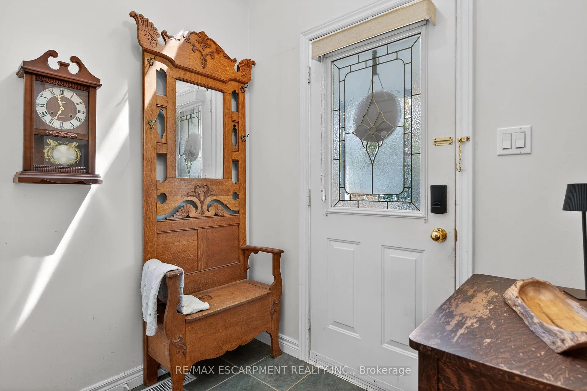 Photo 6 of 5 Denby Road, Norfolk, Port Dover — HOMEH