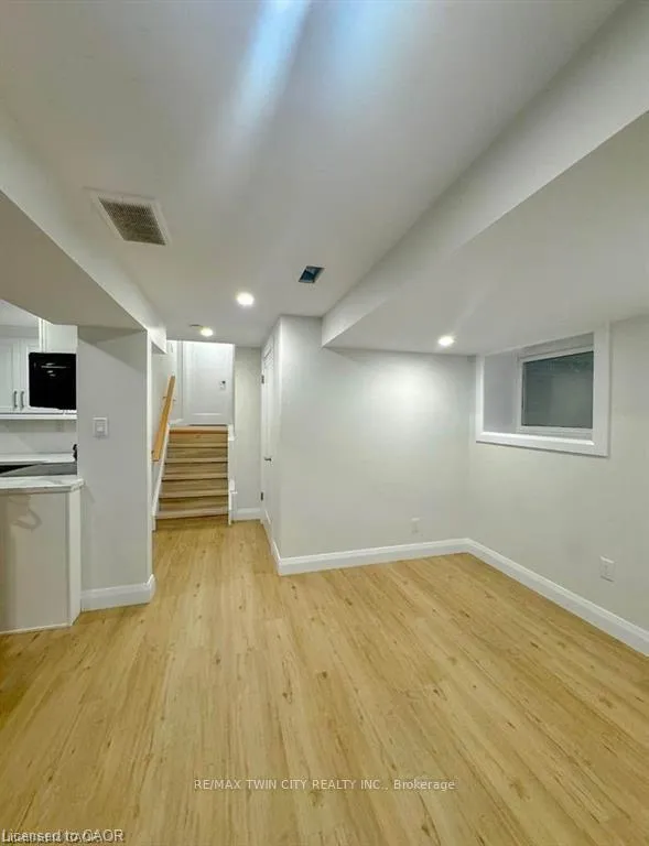 Photo 18 of 22 Hebel Place, Kitchener, Cedar Hill — HOMEH