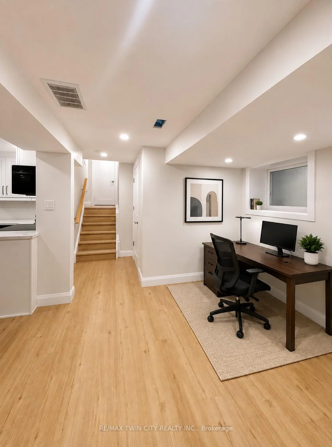 Photo 5 of 22 Hebel Place, Kitchener, Cedar Hill — HOMEH