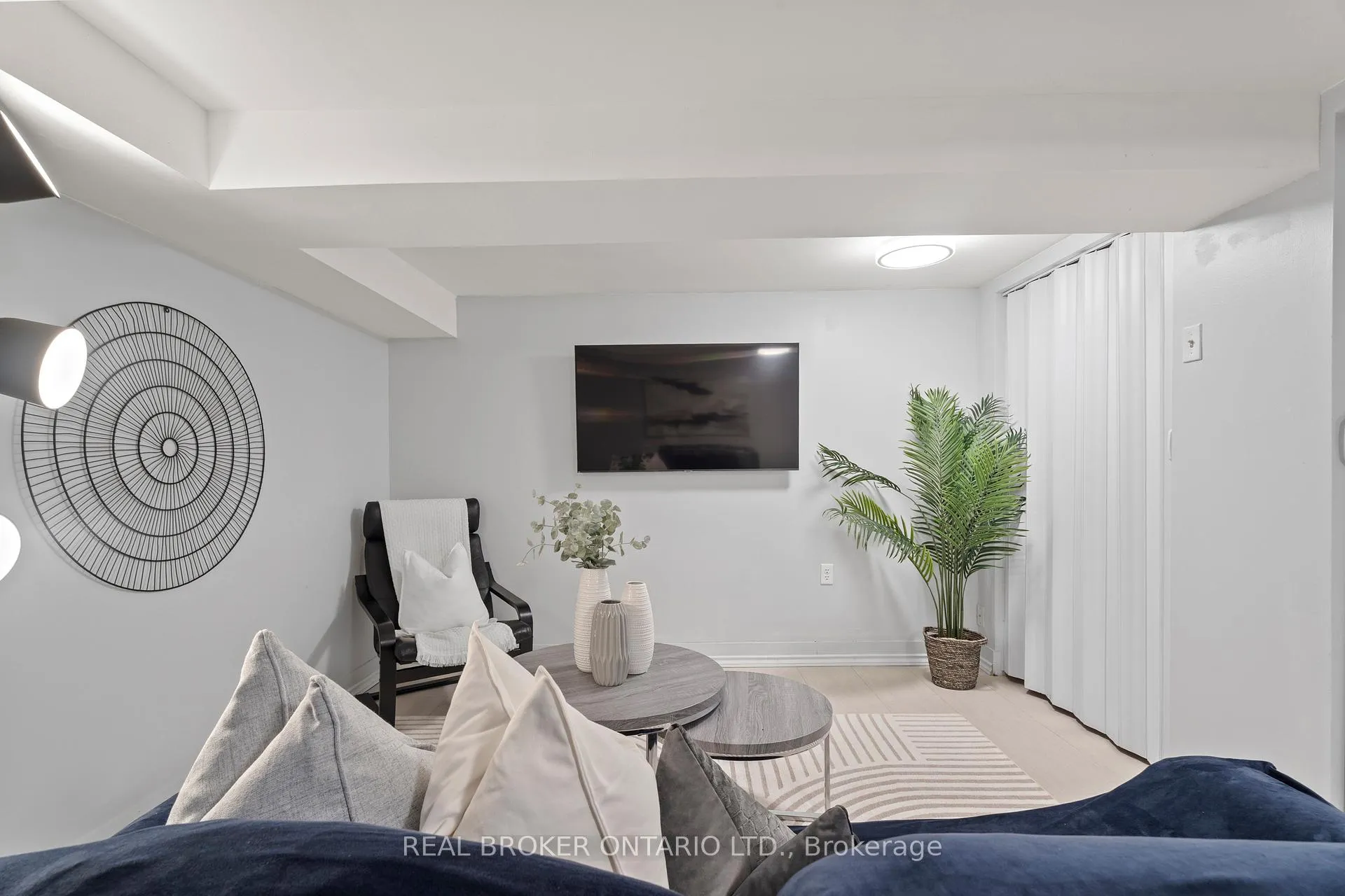 Photo 25 of Unit 2, 121 Bagot Street, Guelph, Onward Willow — HOMEH