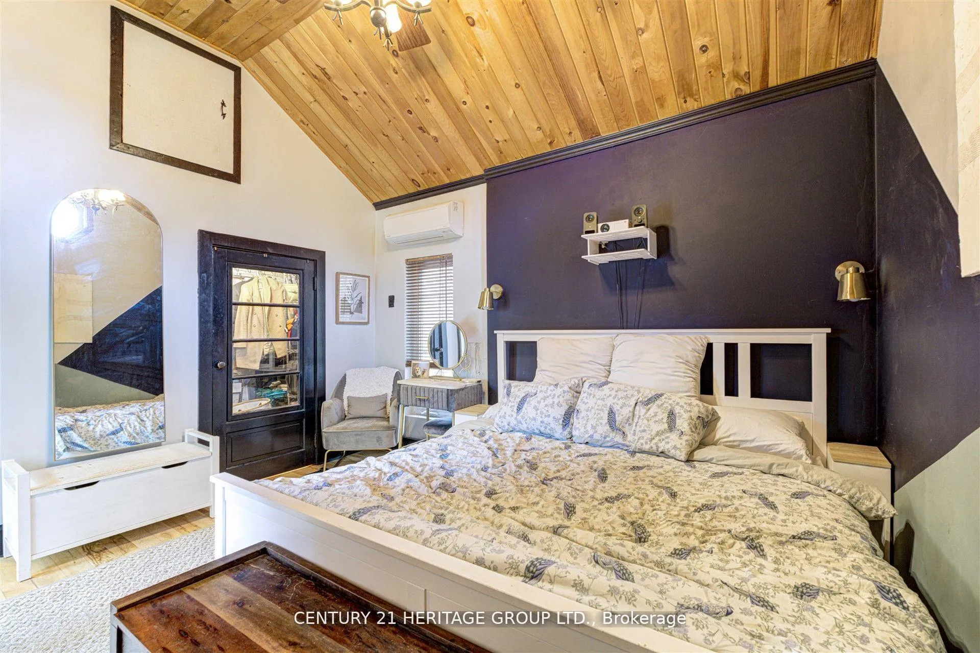 Photo 27 of 75 John Street, Orangeville — HOMEH