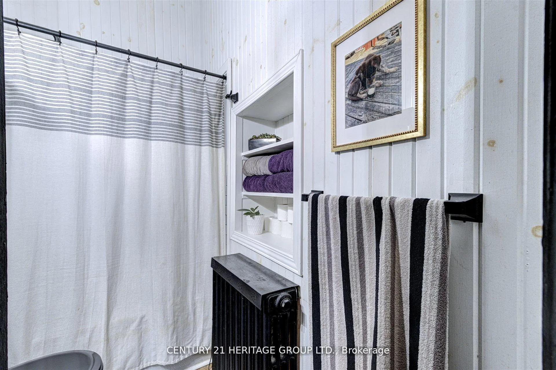 Photo 31 of 75 John Street, Orangeville — HOMEH