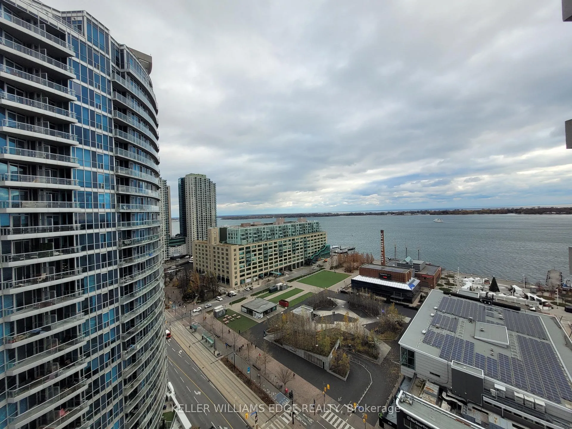 Photo 2 of Unit 2203, 228 Queens Quay W, Toronto, Waterfront Communities — HOMEH