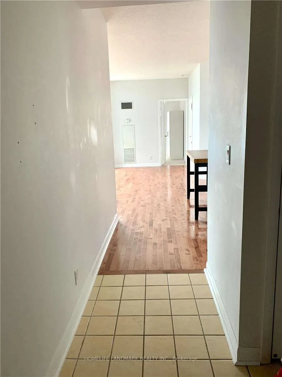 Photo 7 of Unit 3004, 600 Fleet Street, Toronto, Niagara — HOMEH