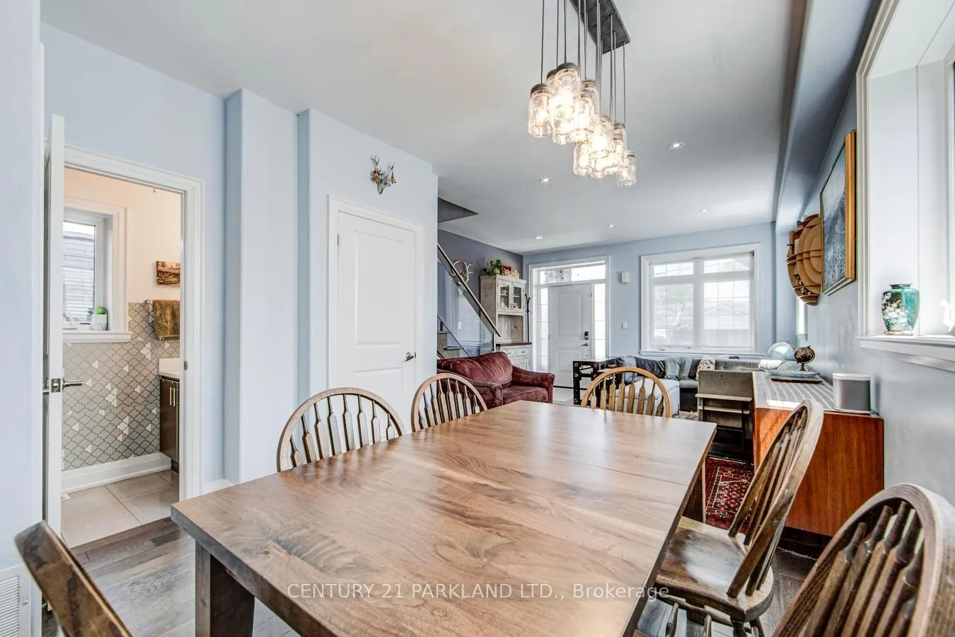 Photo 11 of 118 Glebemount Avenue, Toronto, Danforth Village-East York — HOMEH