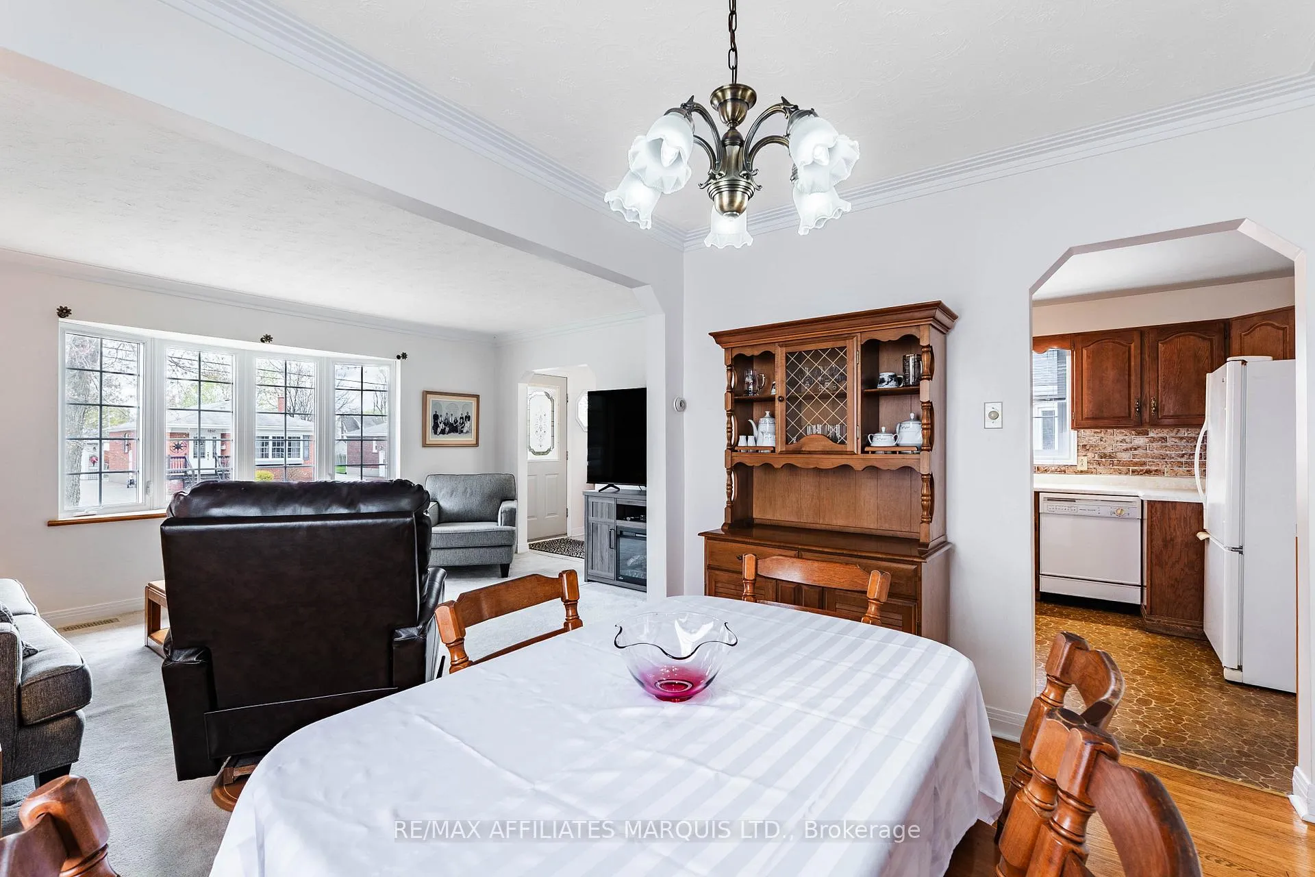 Photo 11 of 1009 Leonard Avenue, Cornwall — HOMEH