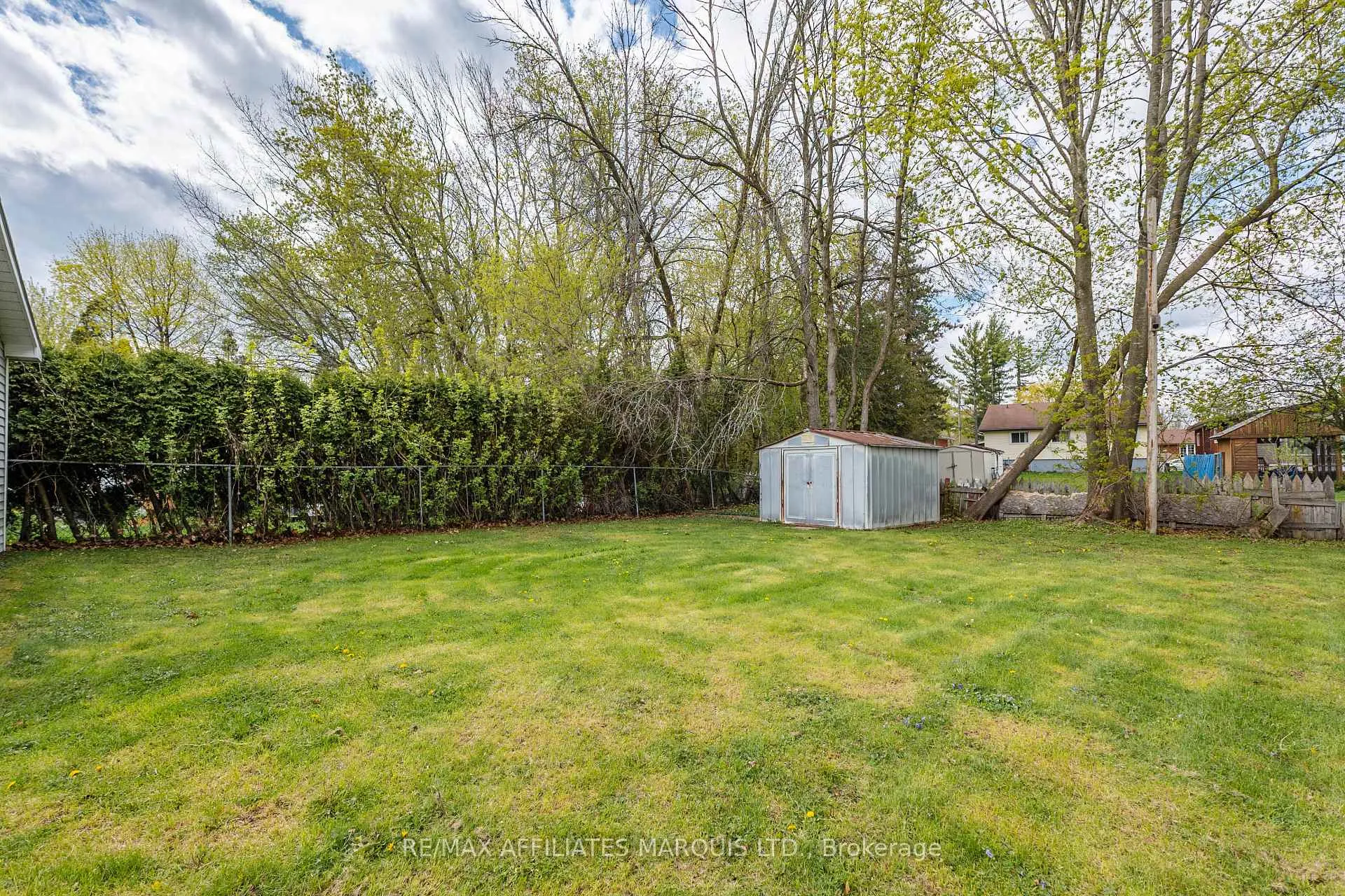 Photo 45 of 1009 Leonard Avenue, Cornwall — HOMEH